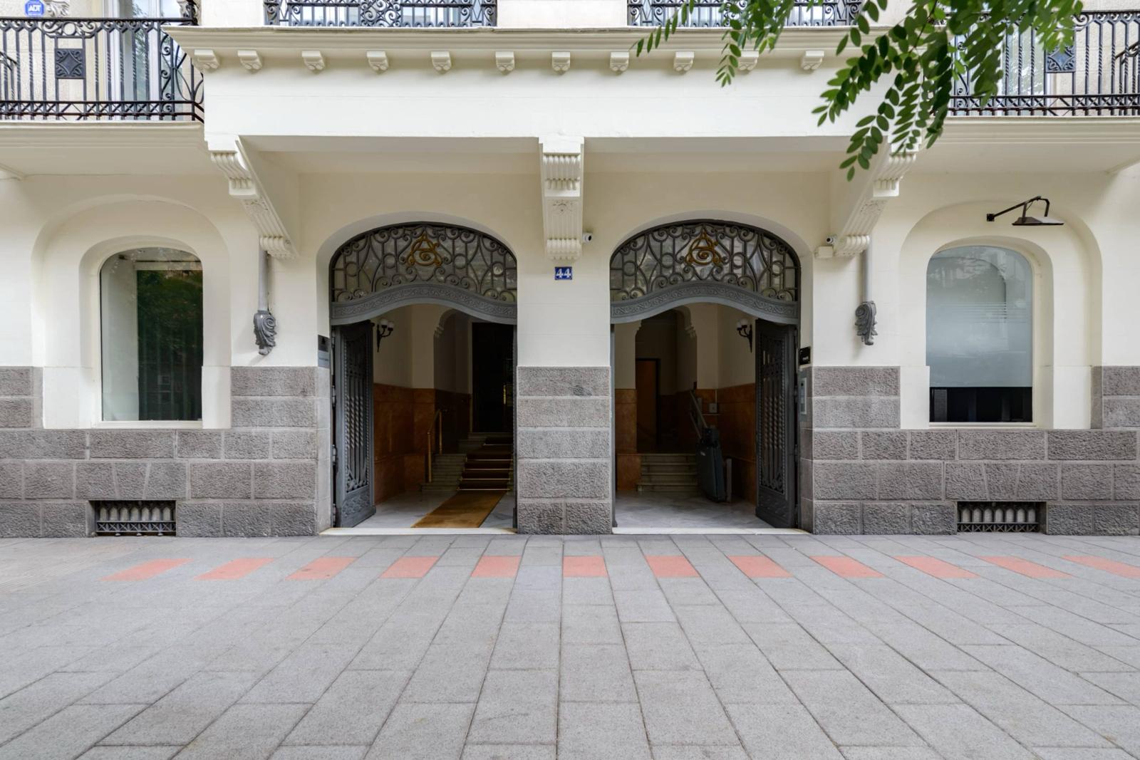 Espectacular ático en calle Almagro - 8