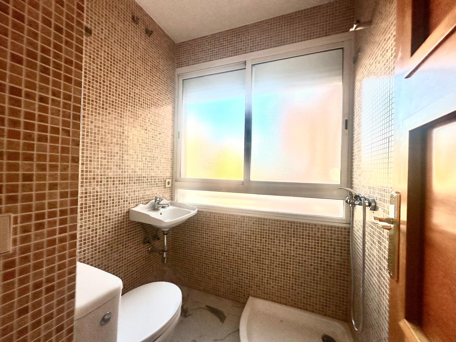 Piso en Venta en Av. de la Buhaira - 21