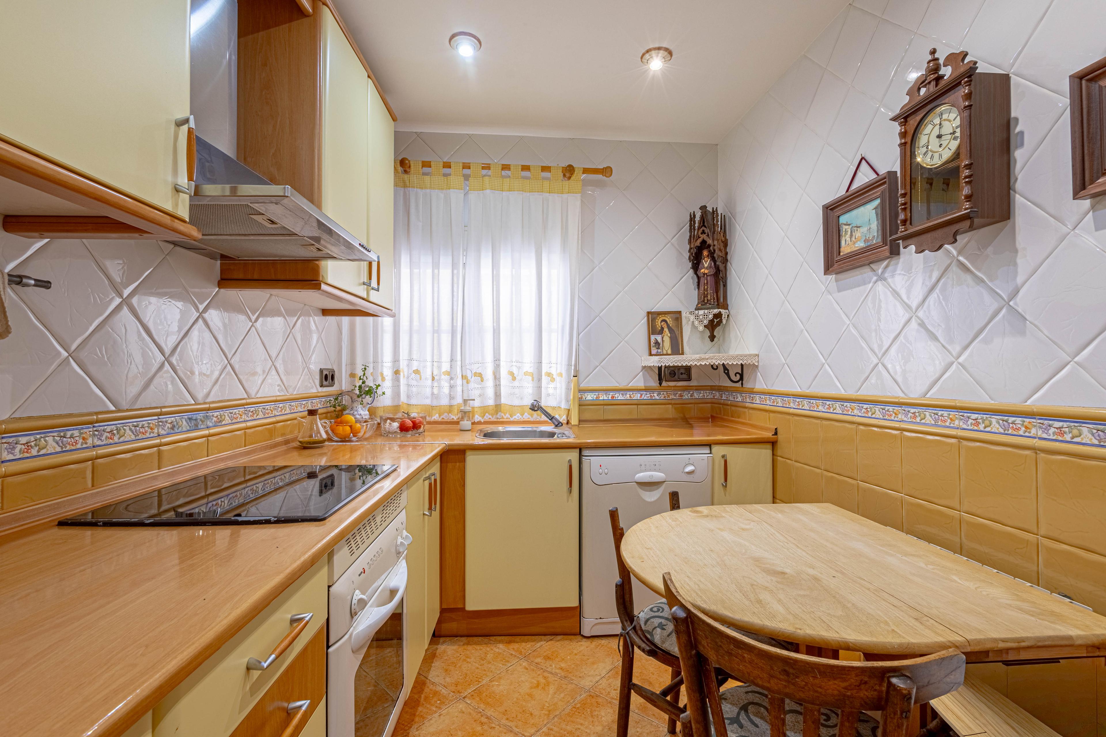 Casa Adosada en Venta en Spain - 8