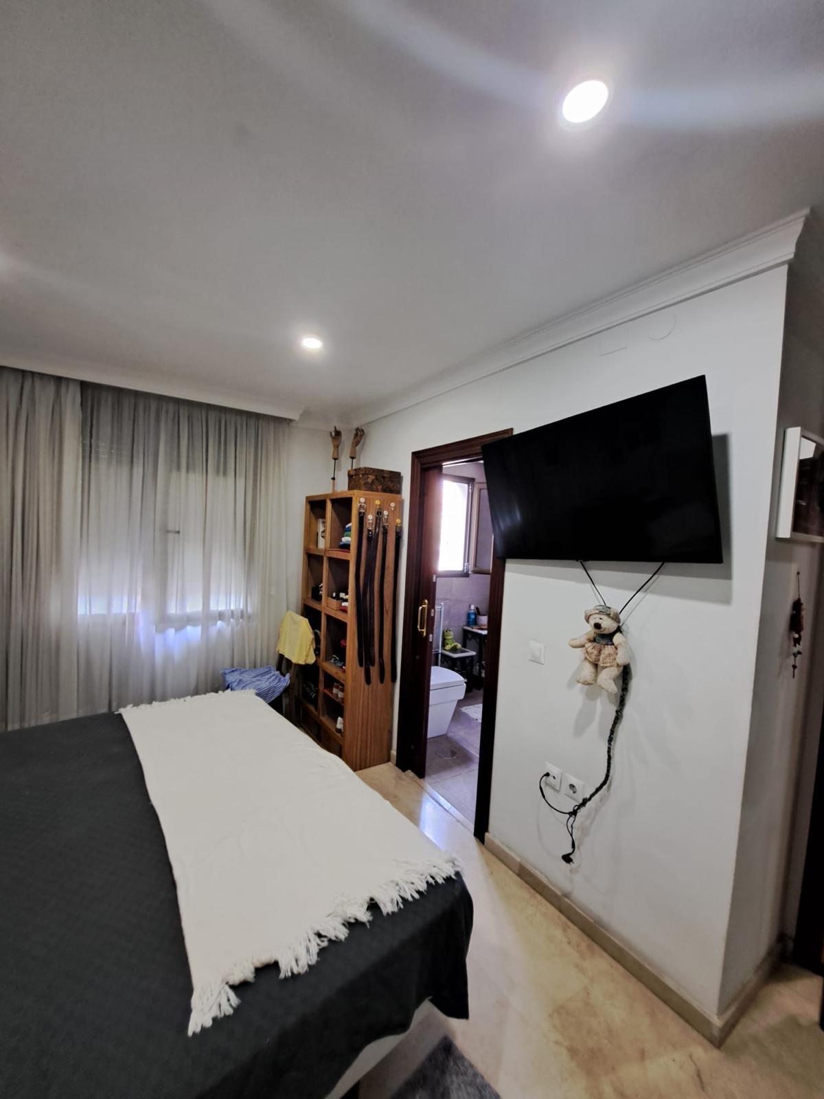 Piso en Venta - P.º Reding, Málaga - 10