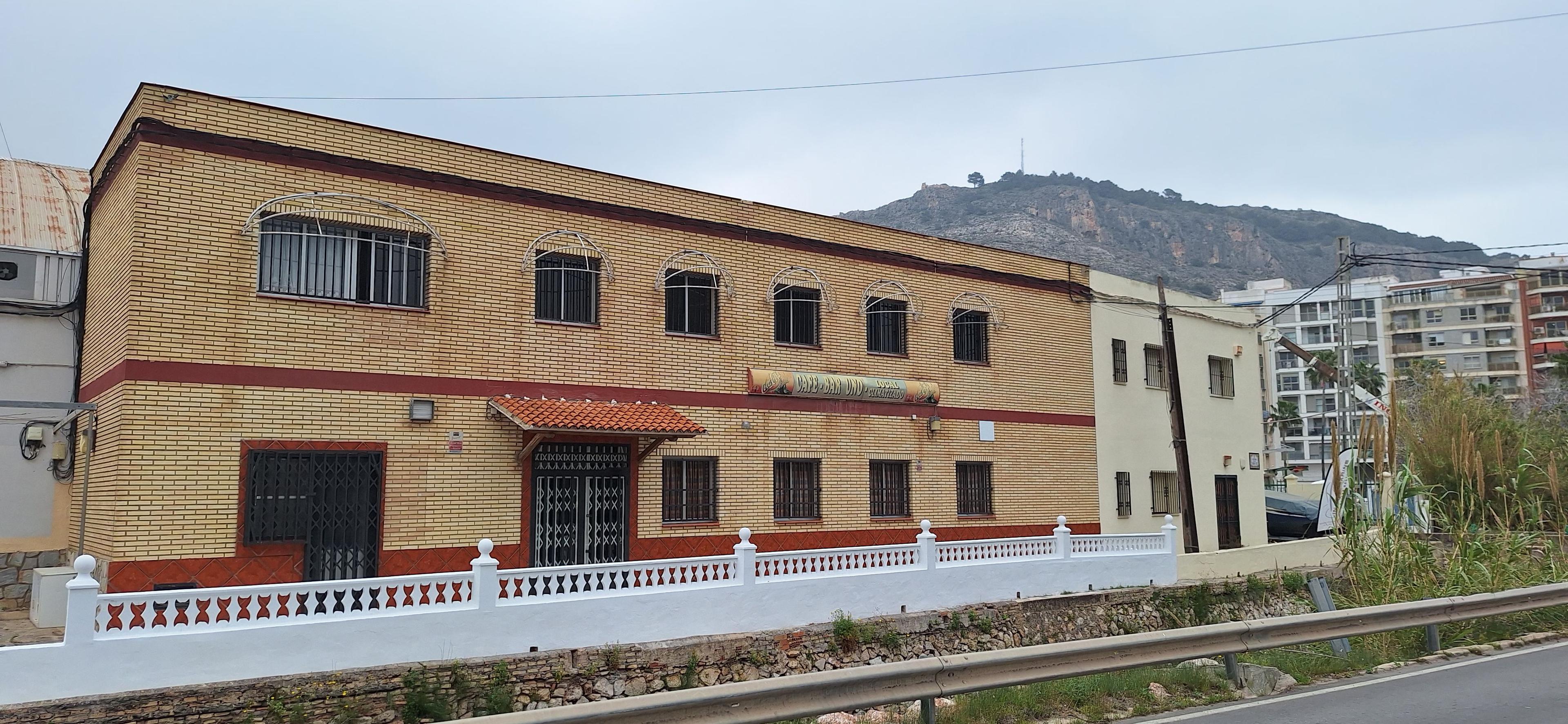 Local en Venta en Av. de la Guardia Civil - 1