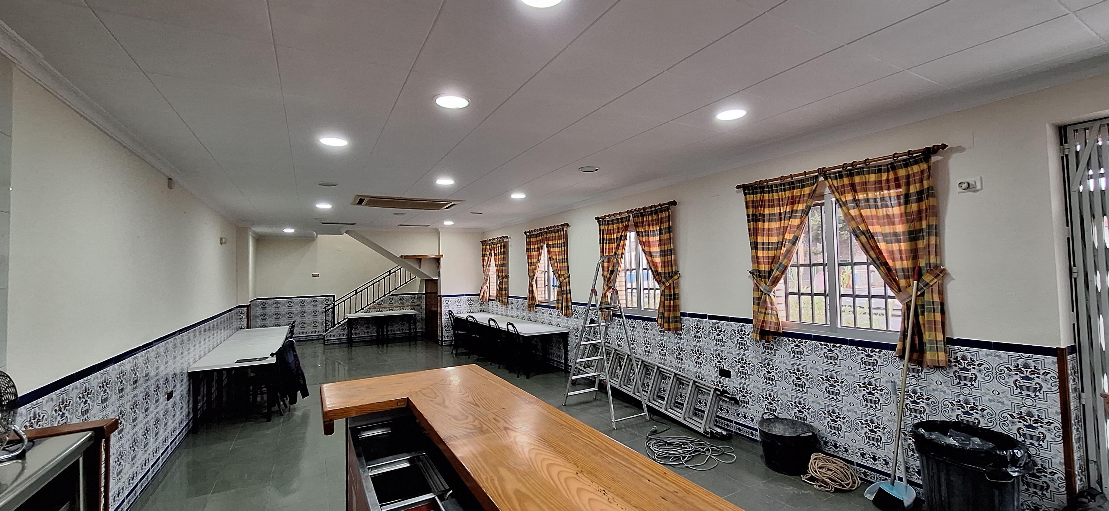 Local en Venta en Av. de la Guardia Civil - 6