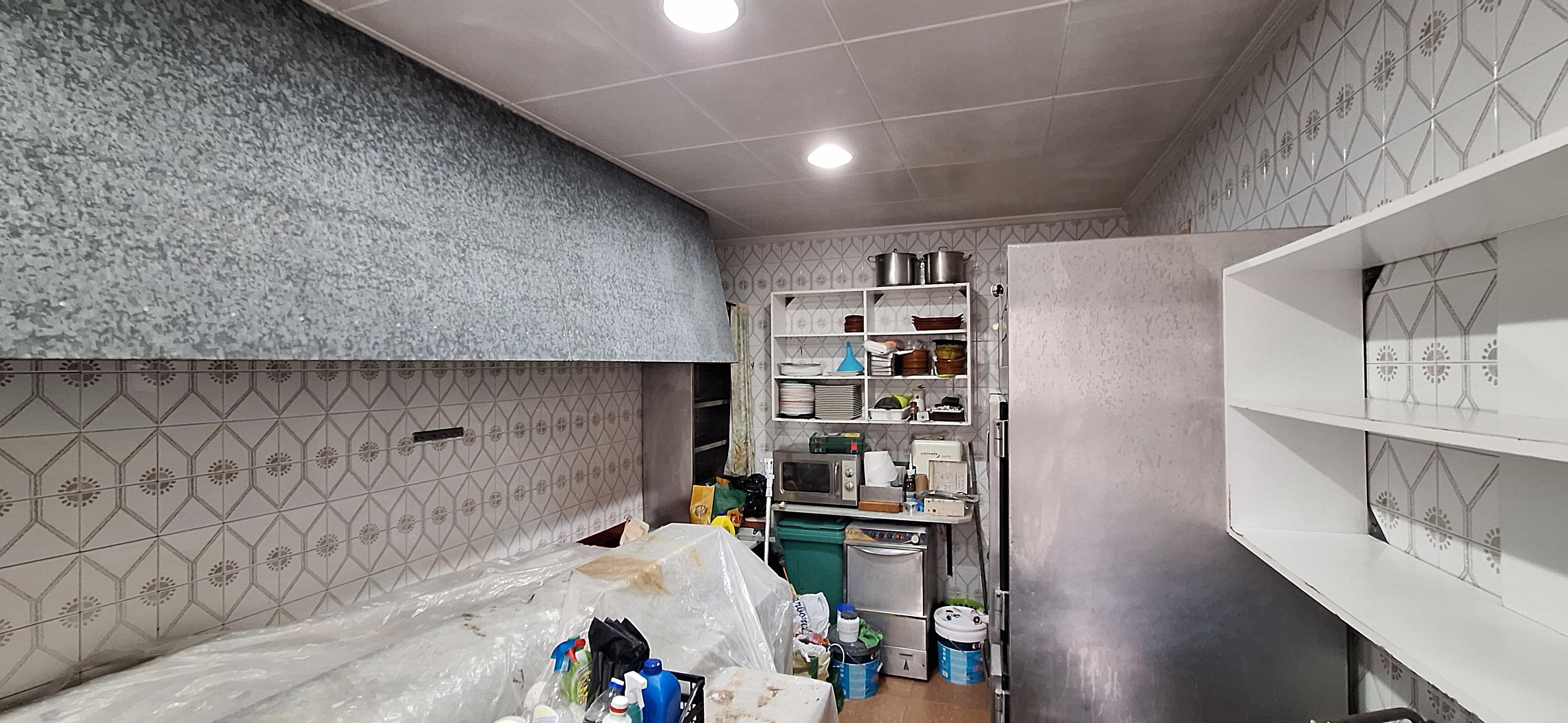 Local en Venta en Av. de la Guardia Civil - 8