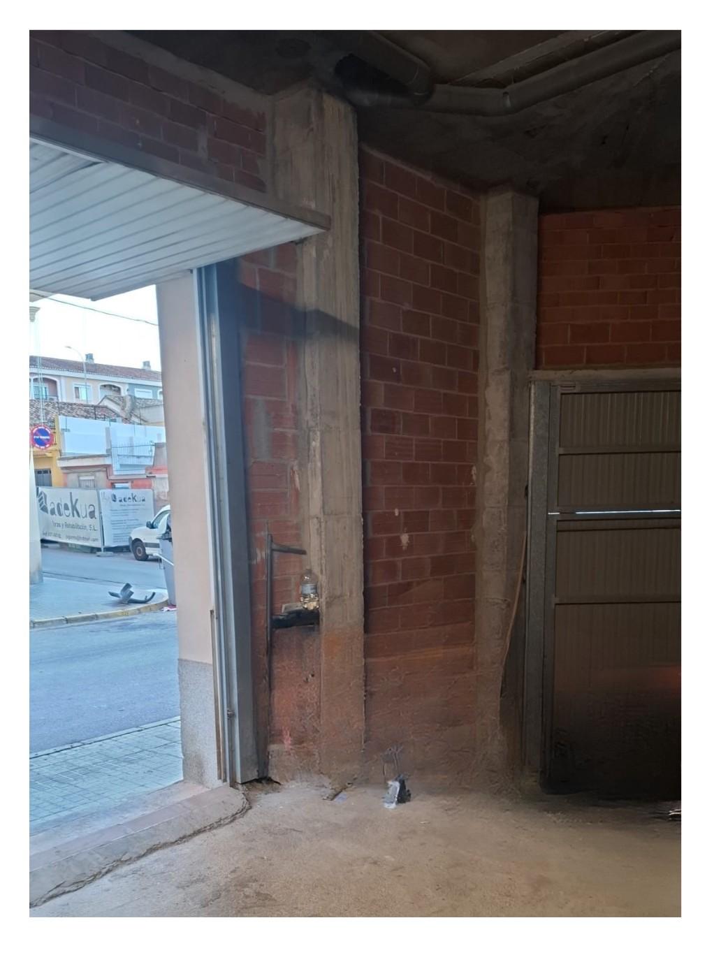 Local en Venta en Carrer Pizarro - 10