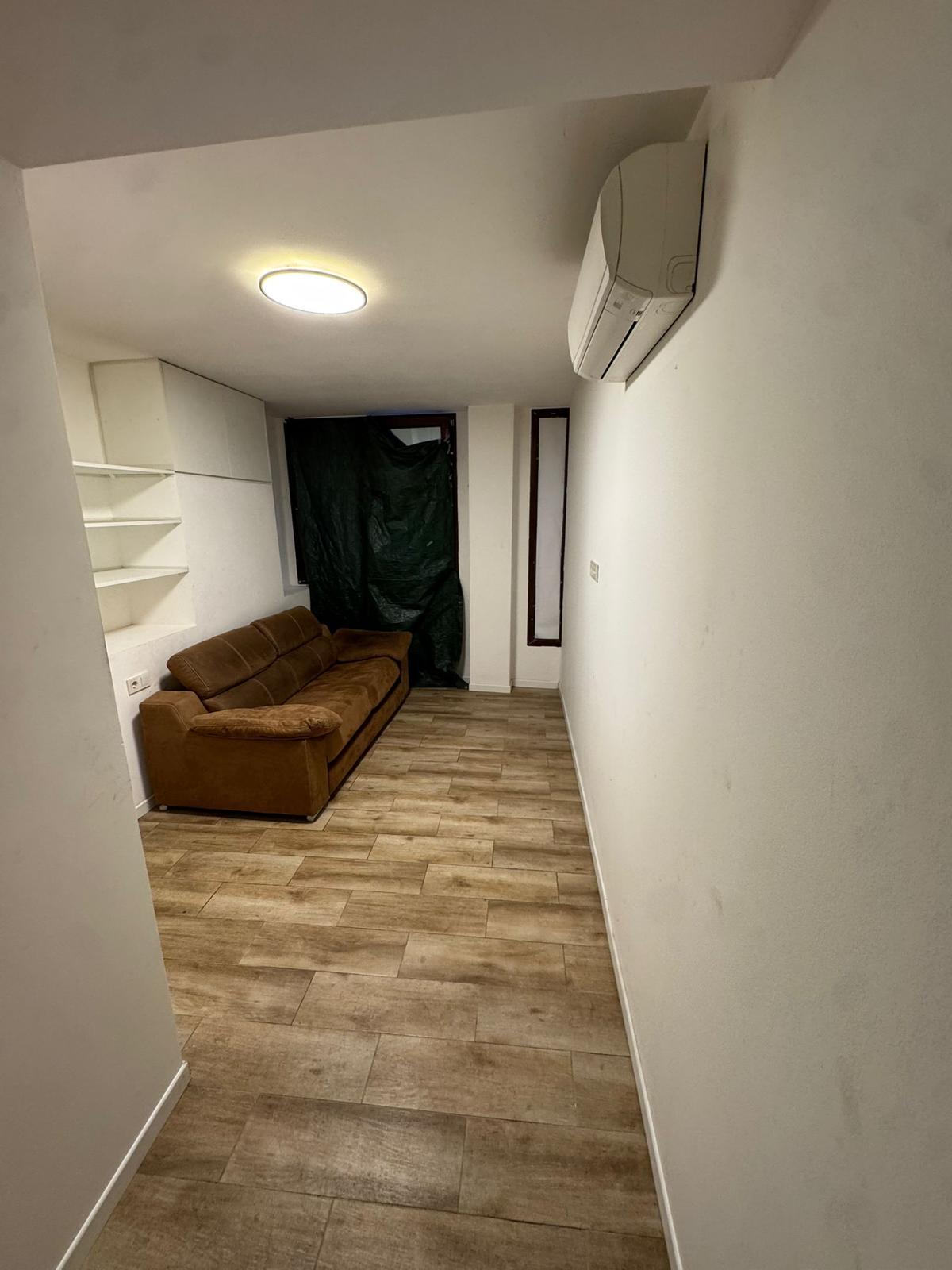 Local en Venta en C/ del General Aldave - 6