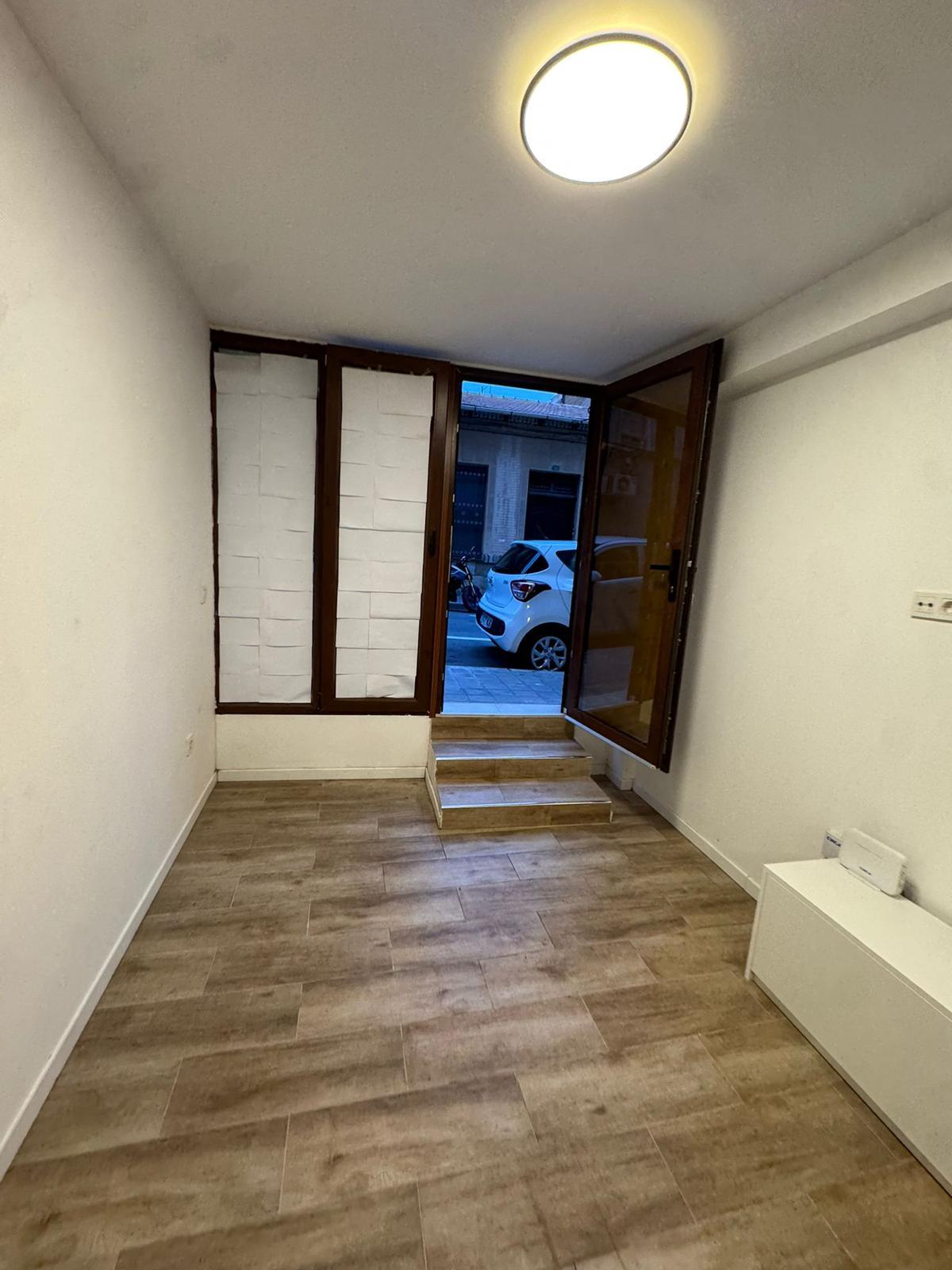 Local en Venta en C/ del General Aldave - 7