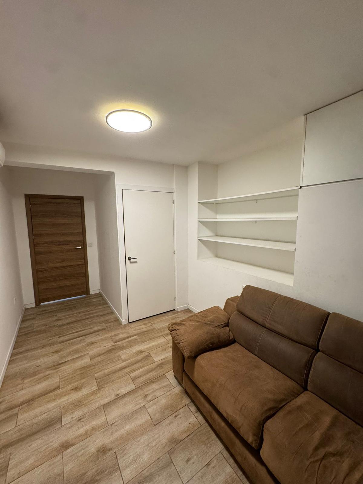 Local en Venta en C/ del General Aldave - 1