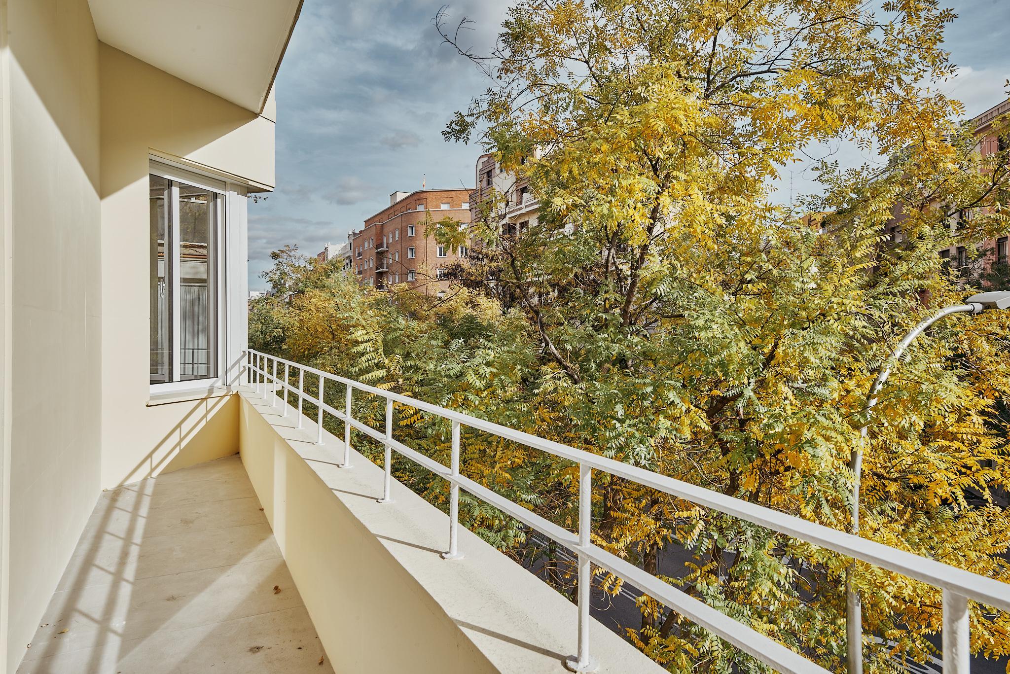 Piso en Venta en C. Alcalá - 2