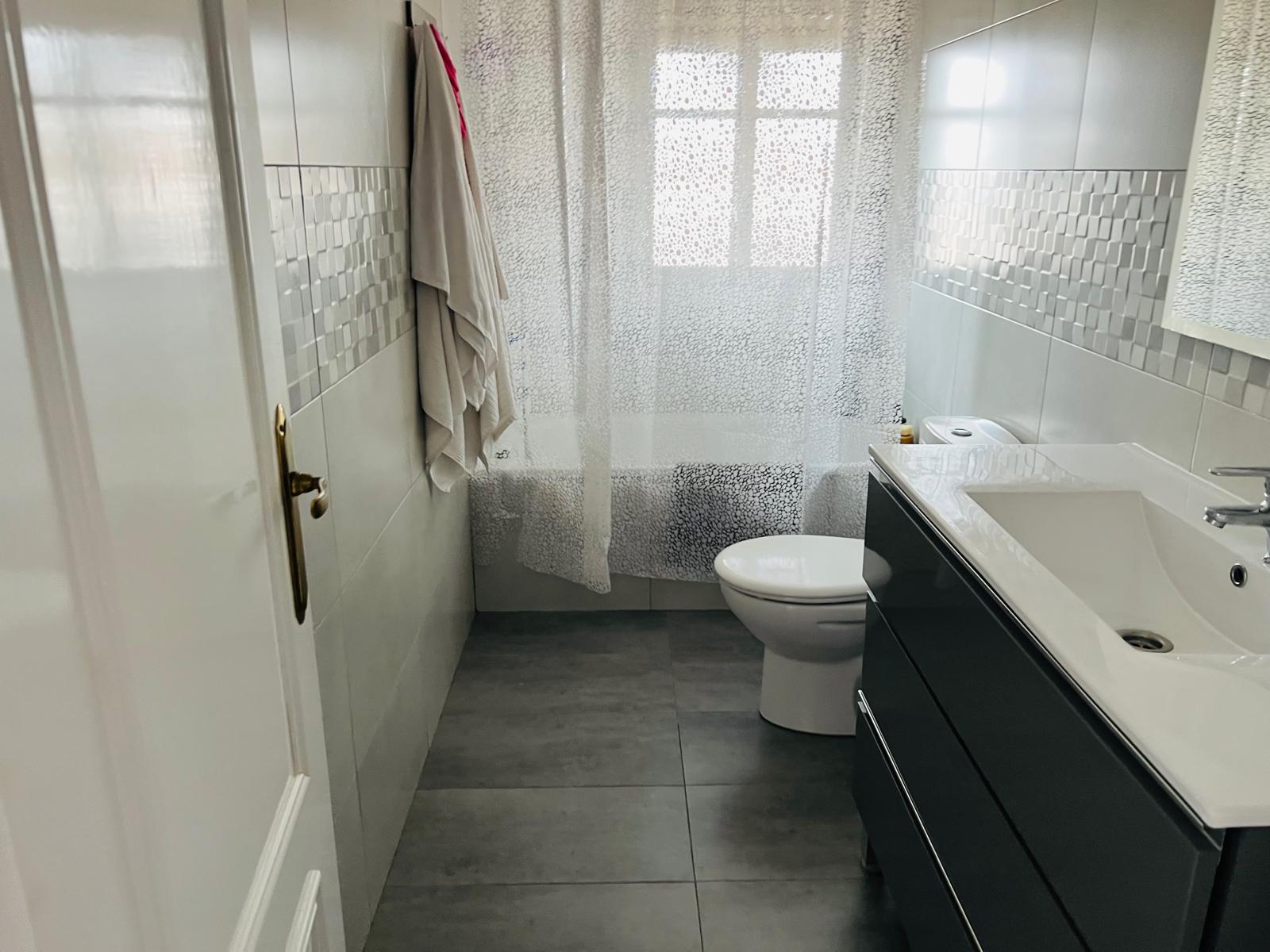 Casa en Venta en Calle Baja - 4