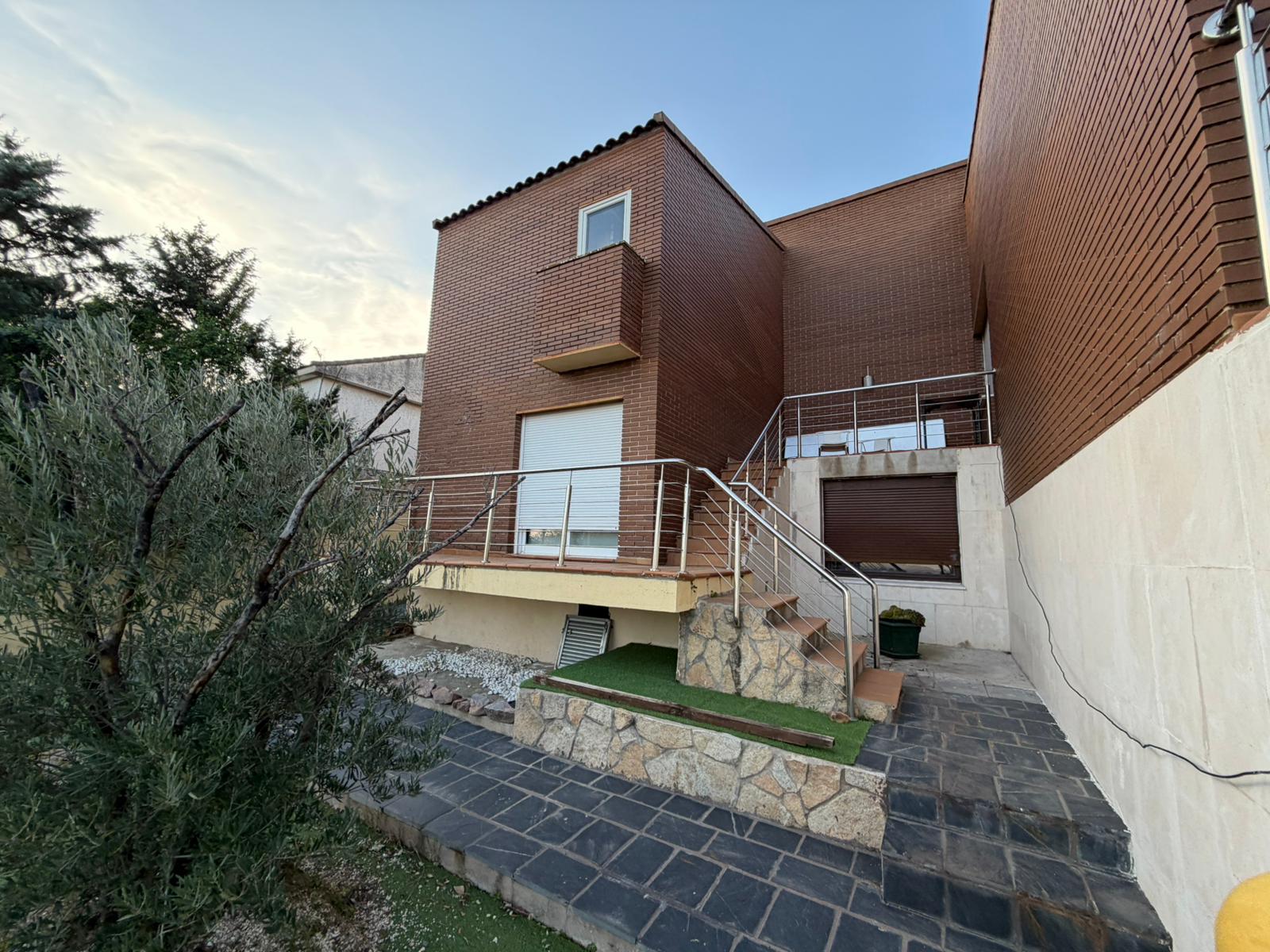 Casa en Venta en Av. de el Escorial - 8