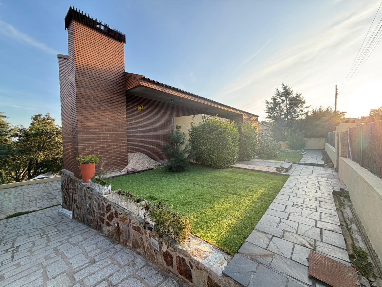 Casa en Venta en Av. de el Escorial - 1