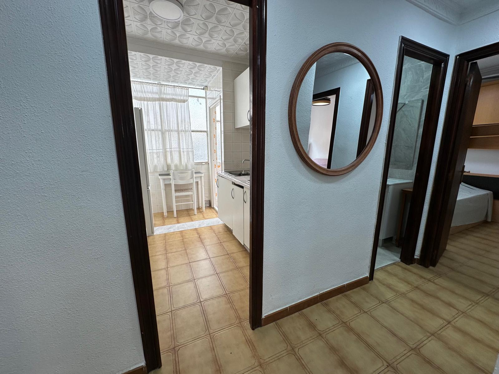 Piso en Venta en Calle Virgen de África - 12