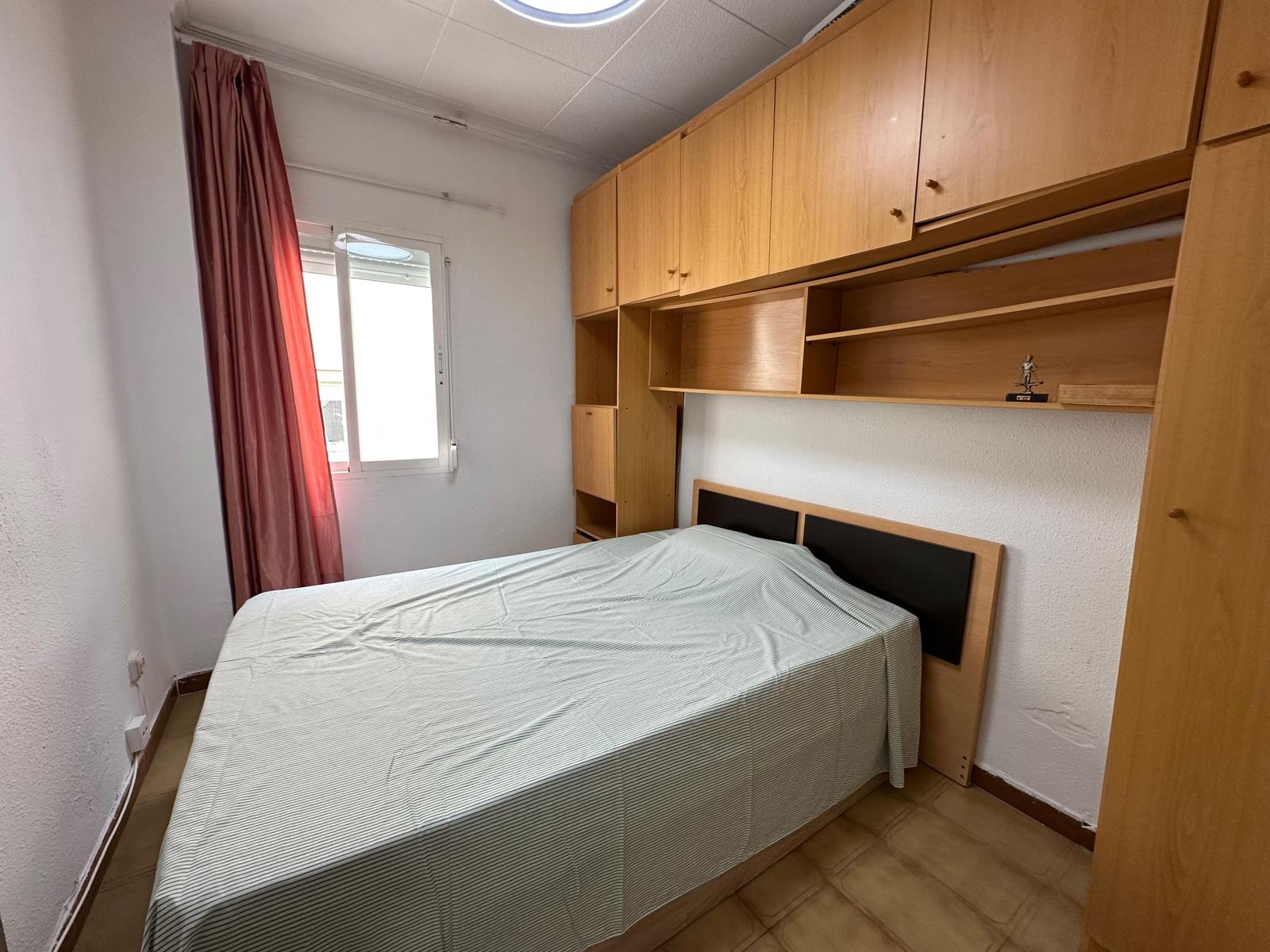 Piso en Venta en Calle Virgen de África - 19