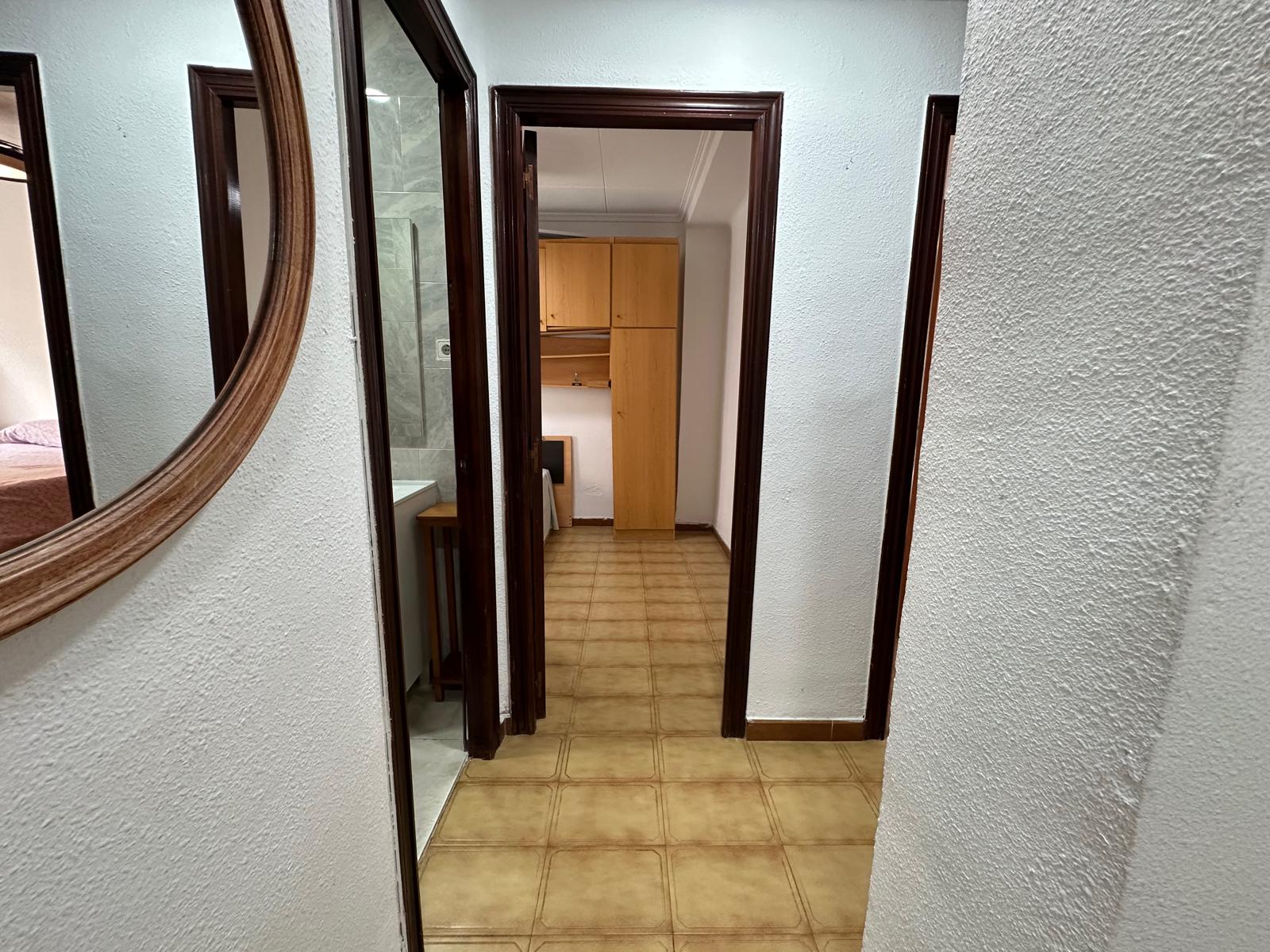 Piso en Venta en Calle Virgen de África - 16