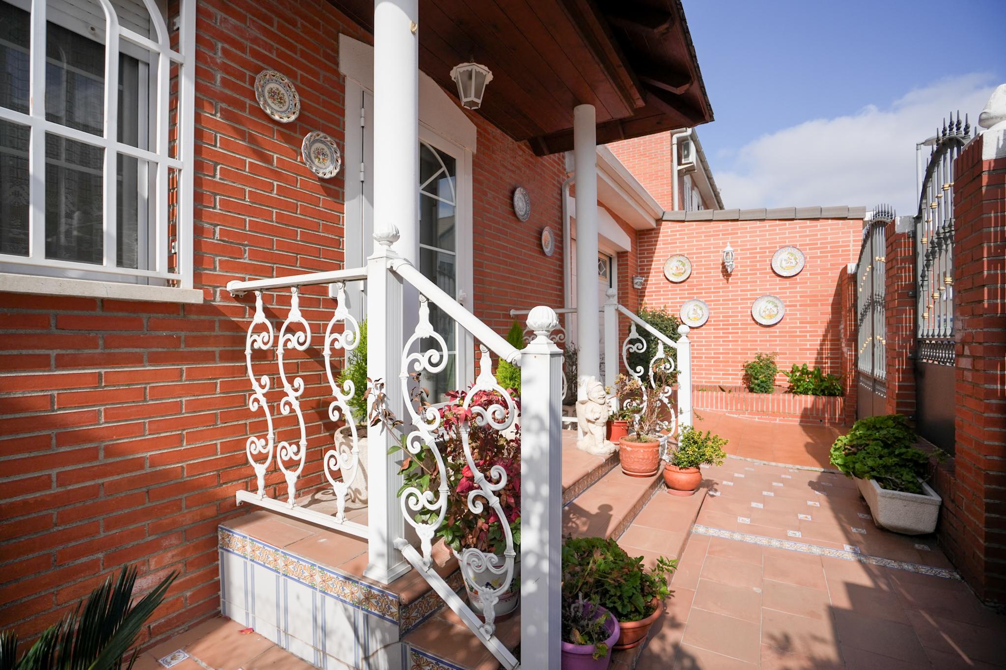 Casa Adosada en Venta en C. Venezuela - 50