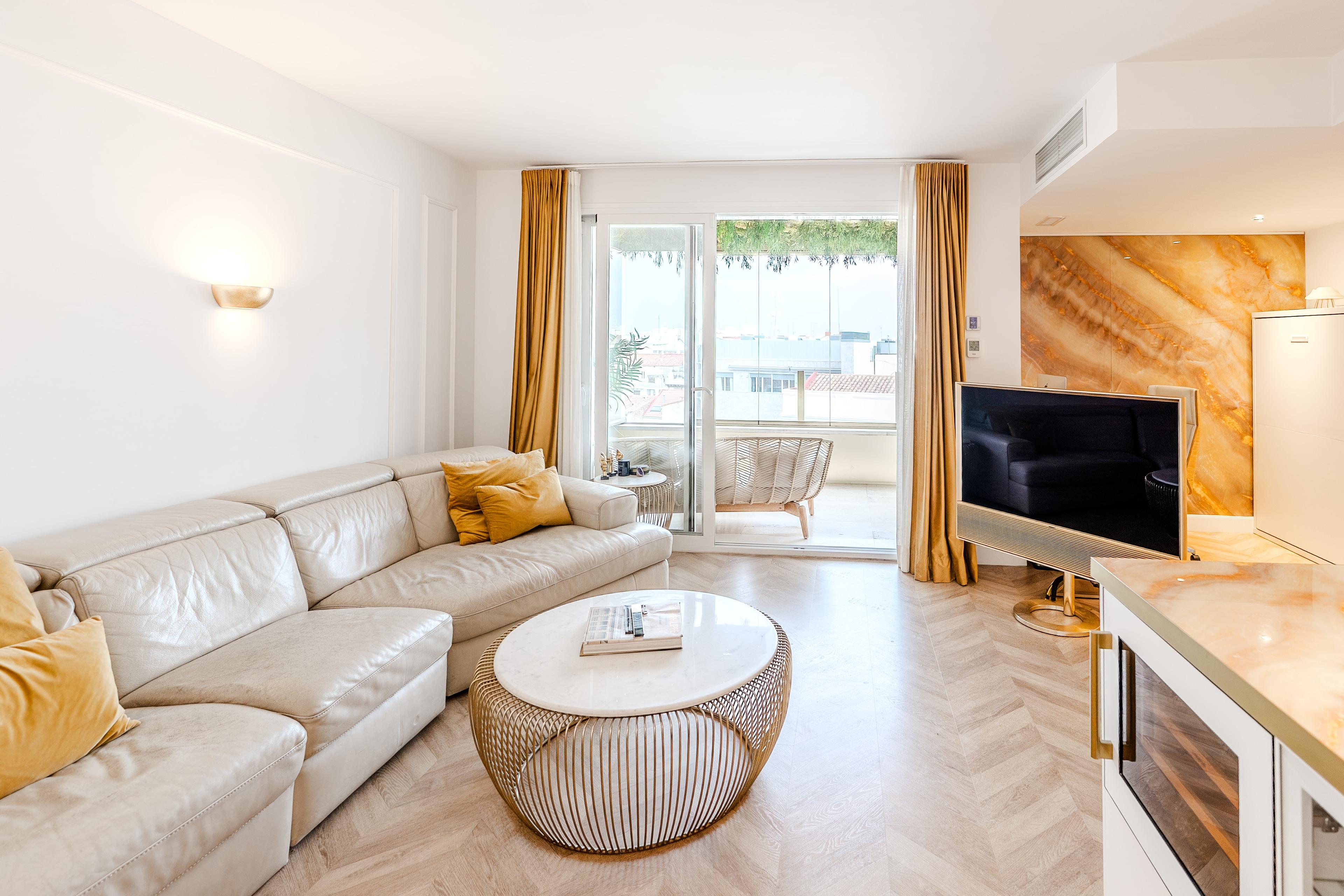 Ático en Venta en Av. de Menéndez Pelayo - 5