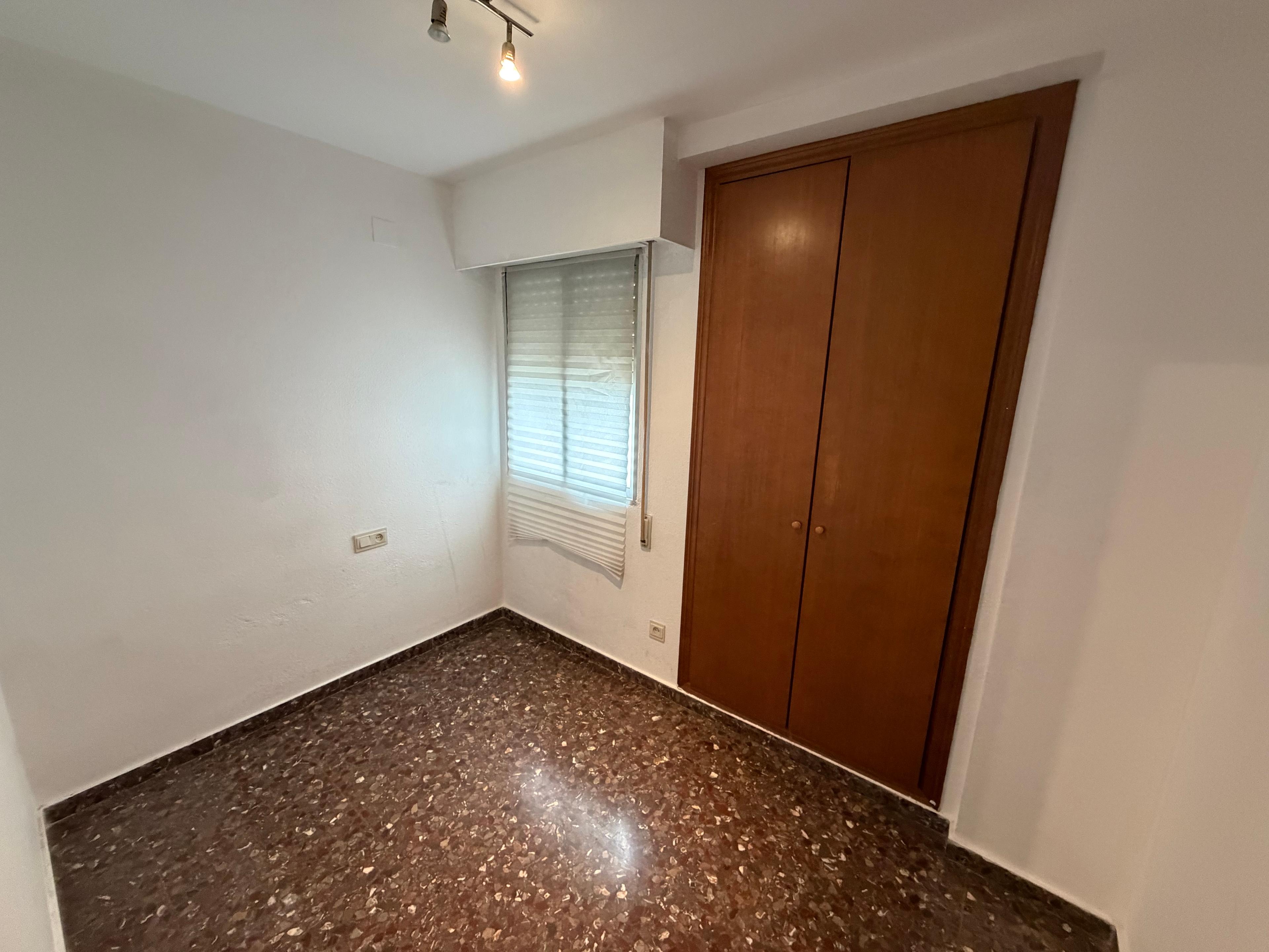 Piso en Alquiler - Carrer d'Emilio Lluch, Valencia - 7