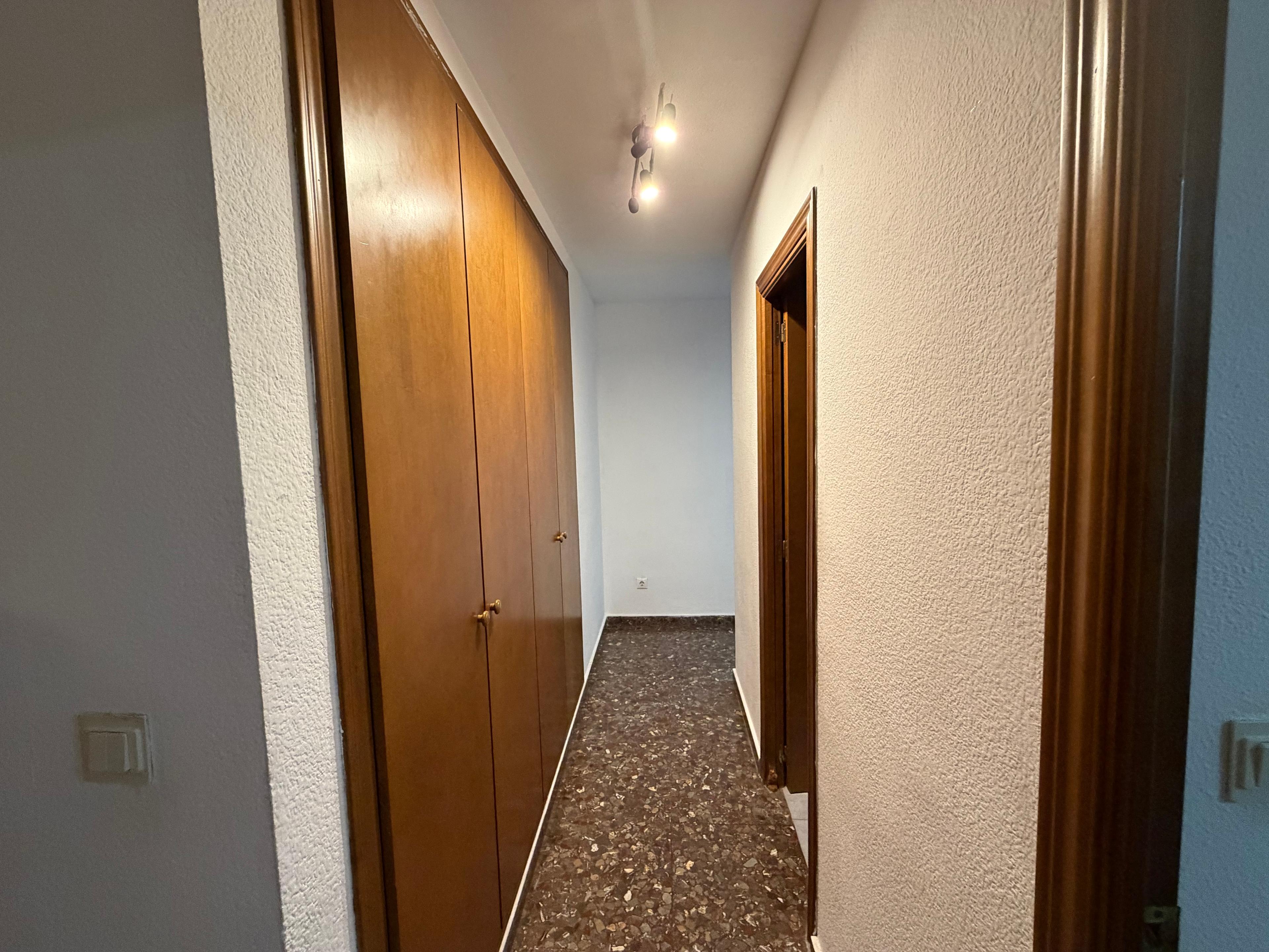 Piso en Alquiler - Carrer d'Emilio Lluch, Valencia - 8