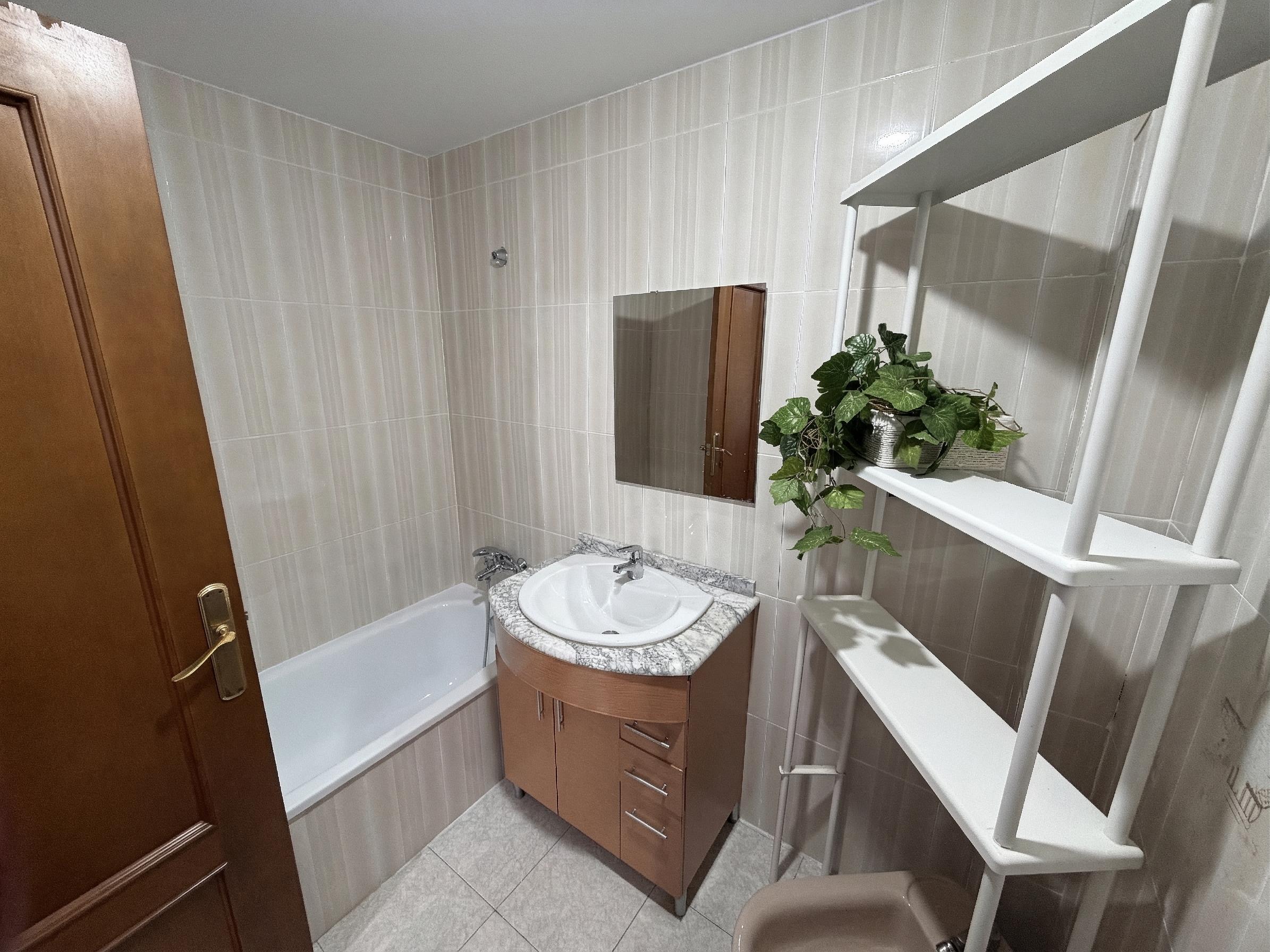 Piso en Alquiler - Carrer d'Emilio Lluch, Valencia - 14