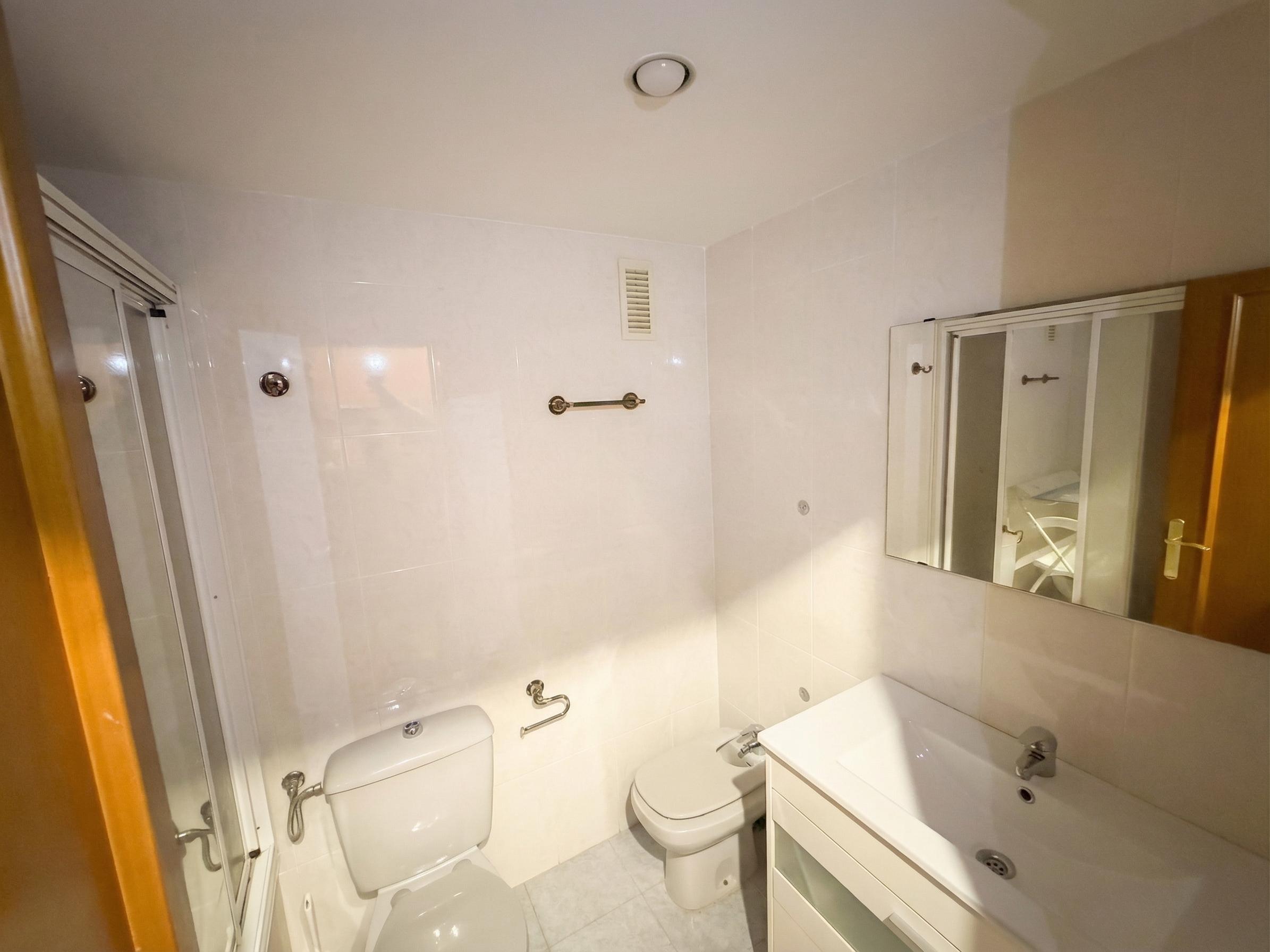 Piso en Alquiler - Carrer d'Emilio Lluch, Valencia - 15