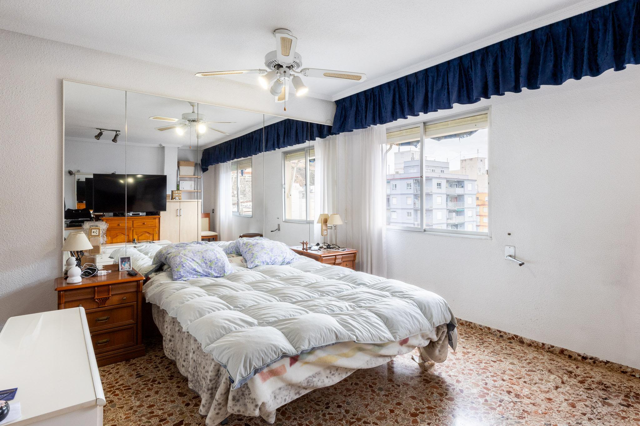 Piso en Venta en Avinguda Blasco Ibáñez - 22