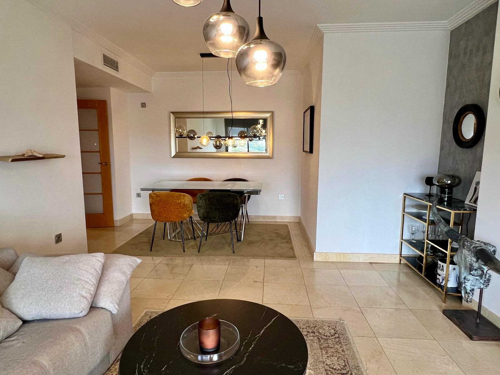 Piso en Alquiler en Urb. Los Flamingos - 29