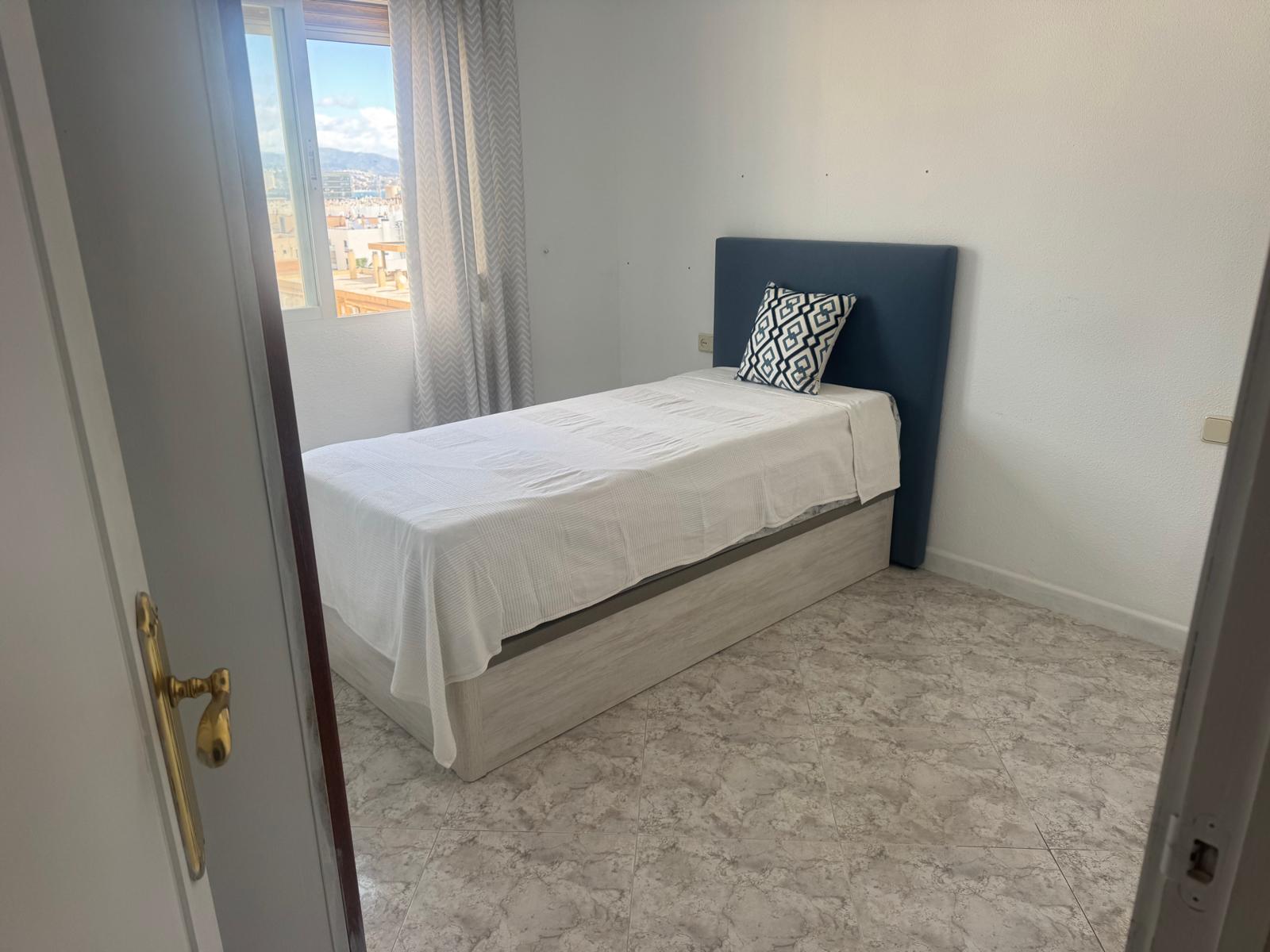 Piso en Venta en Pje. Río Guadajira - 11