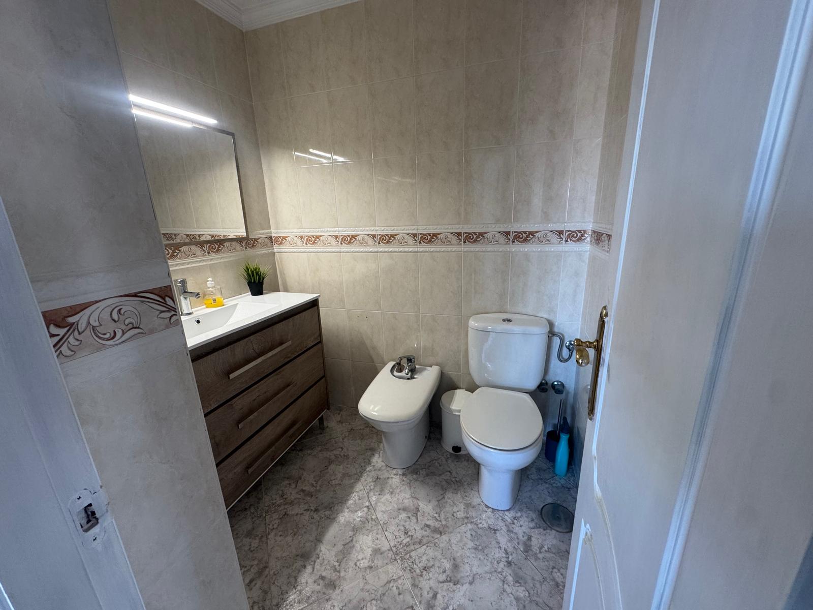 Piso en Venta en Pje. Río Guadajira - 15