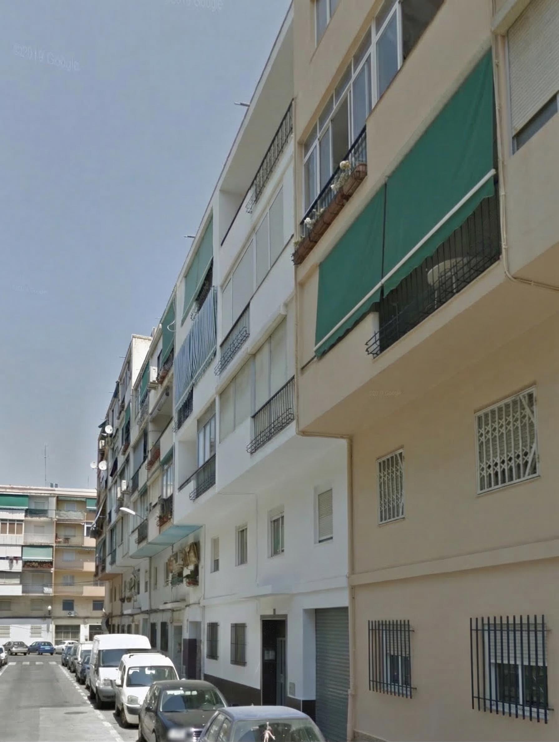 Piso en Venta - Calle Béjar, Alicante - 1