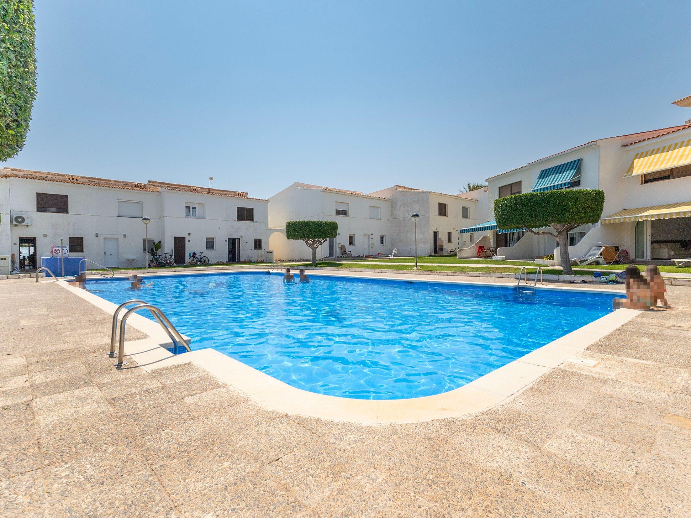 Bungalow en primera línea con espectaculares vistas al mar - 28