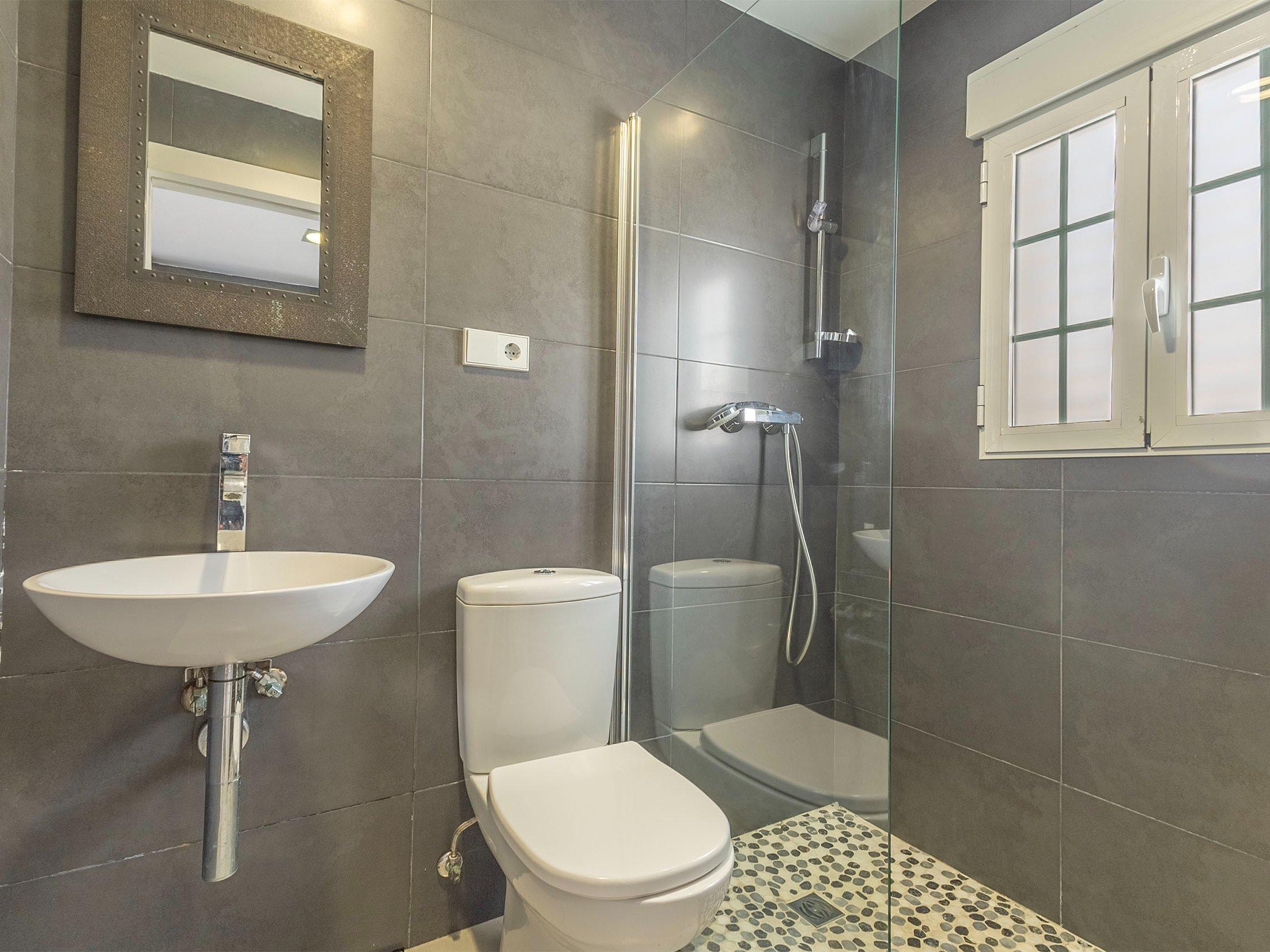 Bungalow en primera línea con espectaculares vistas al mar - 17