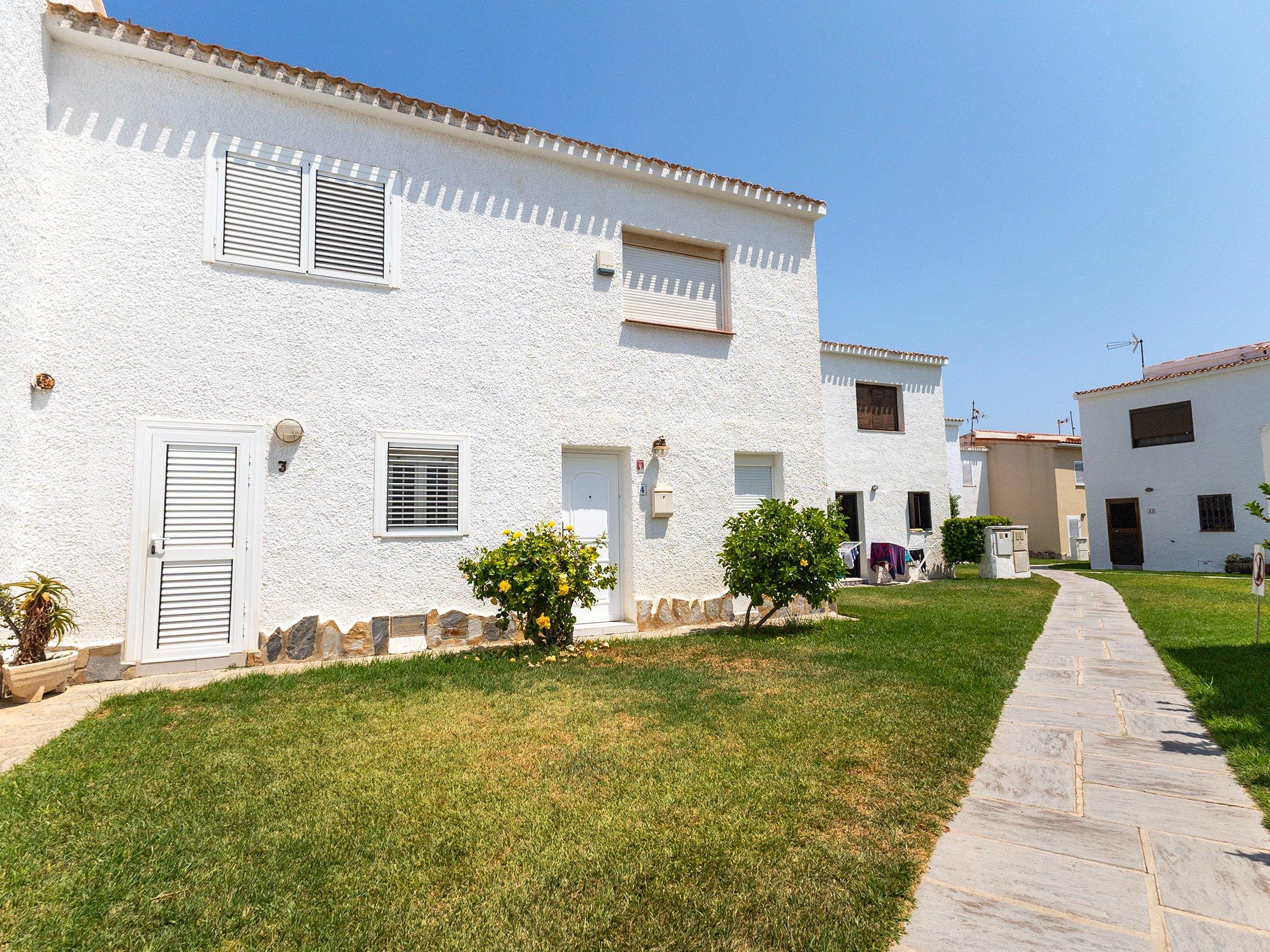 Bungalow en primera línea con espectaculares vistas al mar - 13