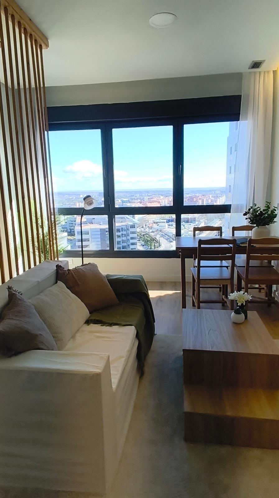 Piso en Venta - C. de Dulce Chacón, Madrid - 4