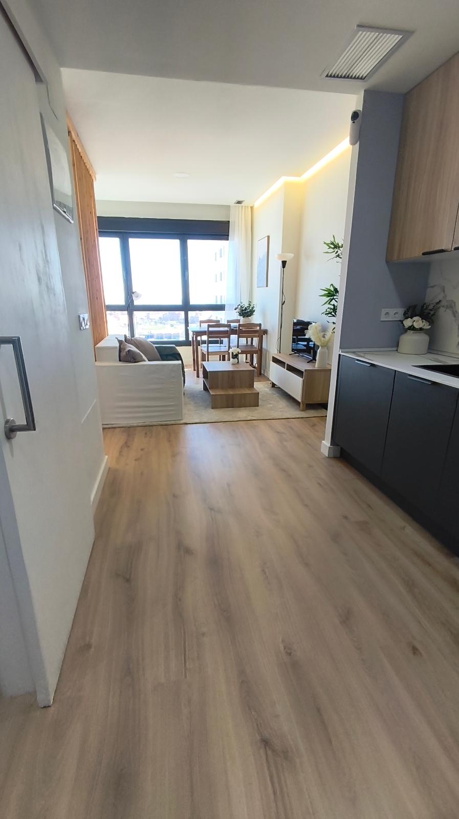 Piso en Venta - C. de Dulce Chacón, Madrid - 1