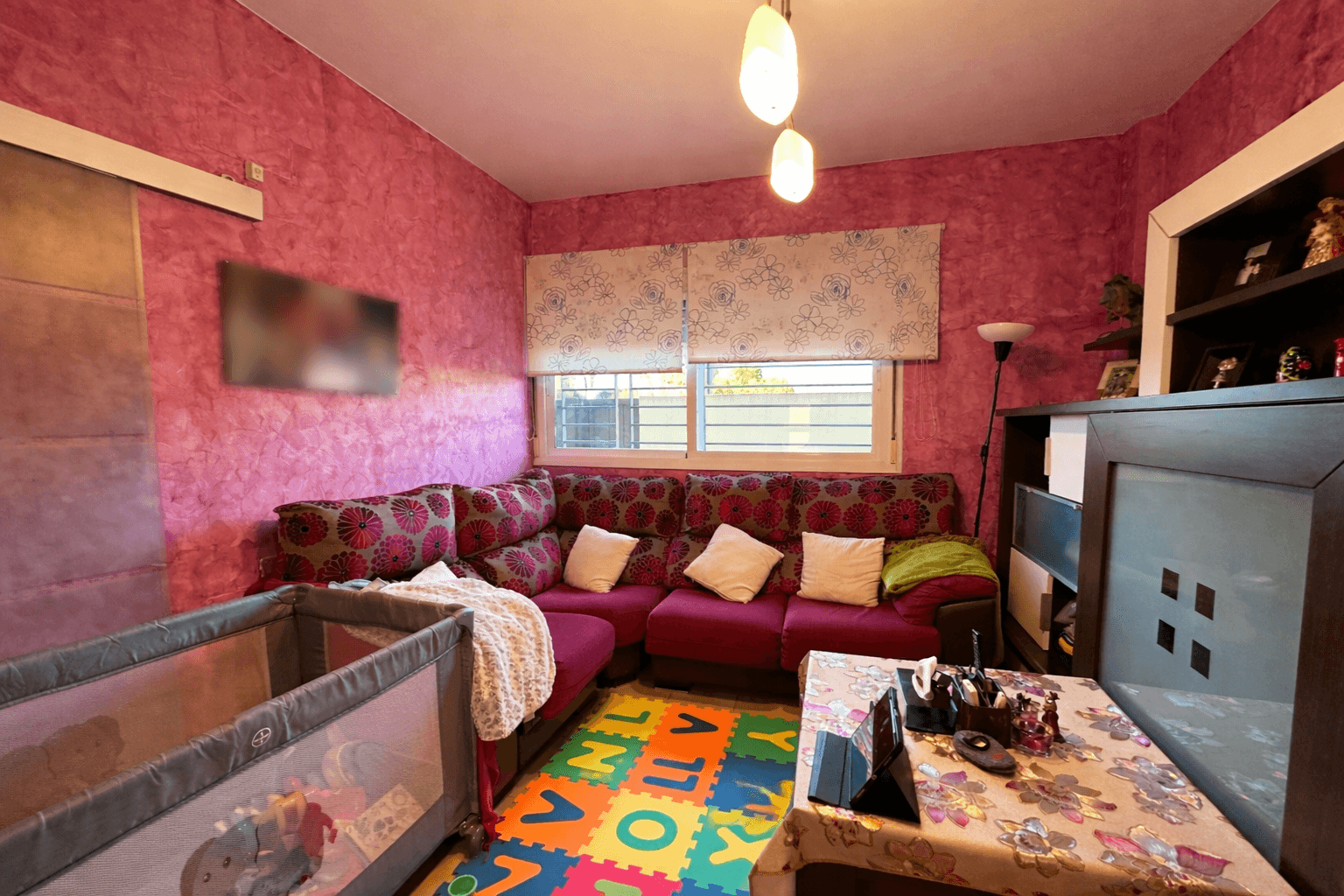 Casa Adosada en Venta en C. Donantes - 5