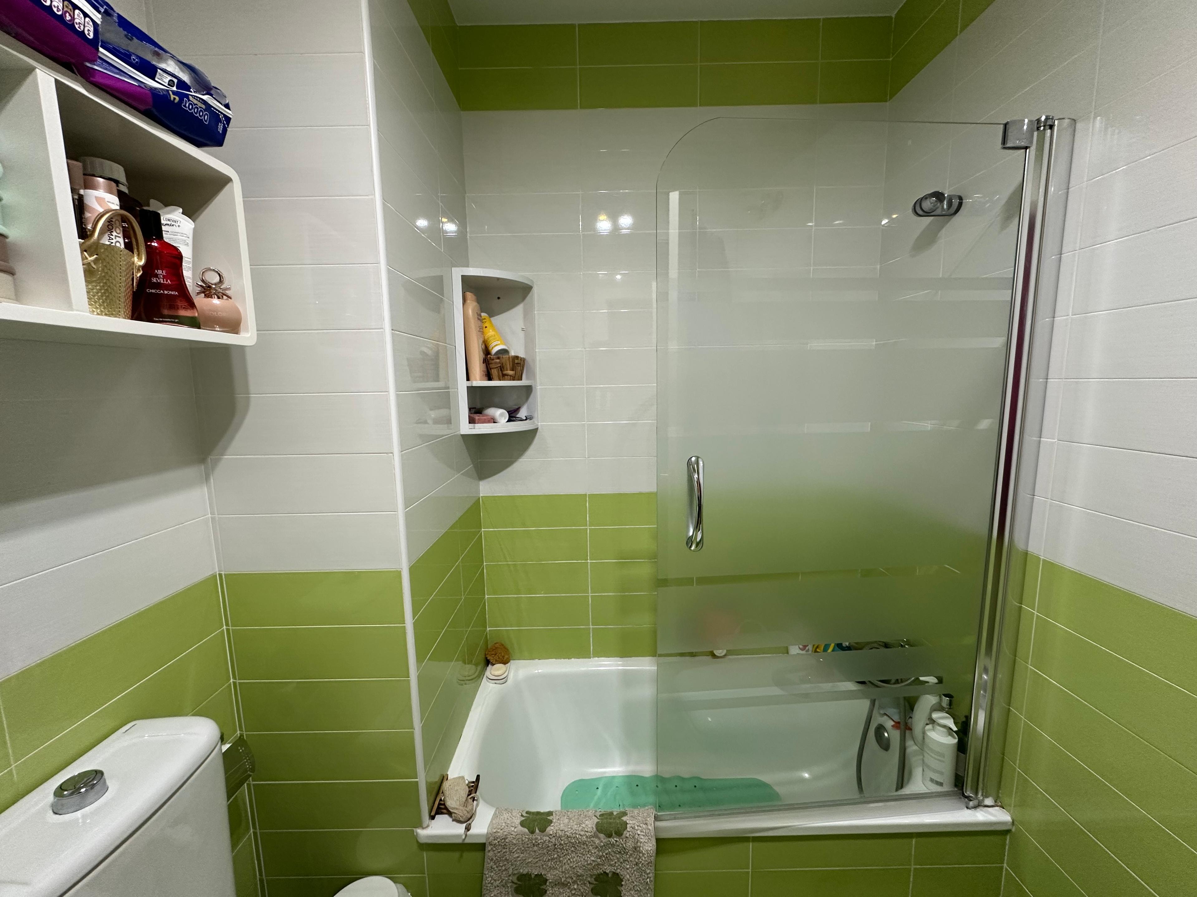 Casa Adosada en Venta en C. Donantes - 24