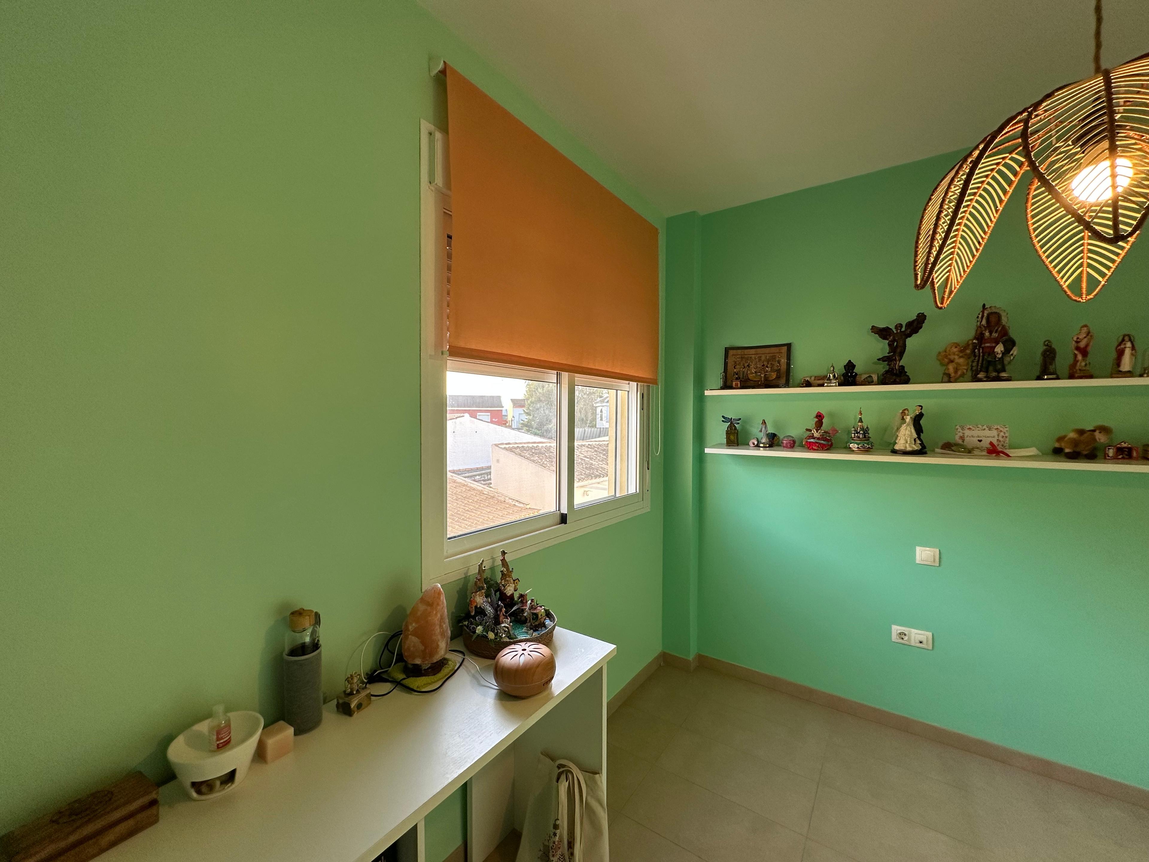 Casa Adosada en Venta en C. Donantes - 26