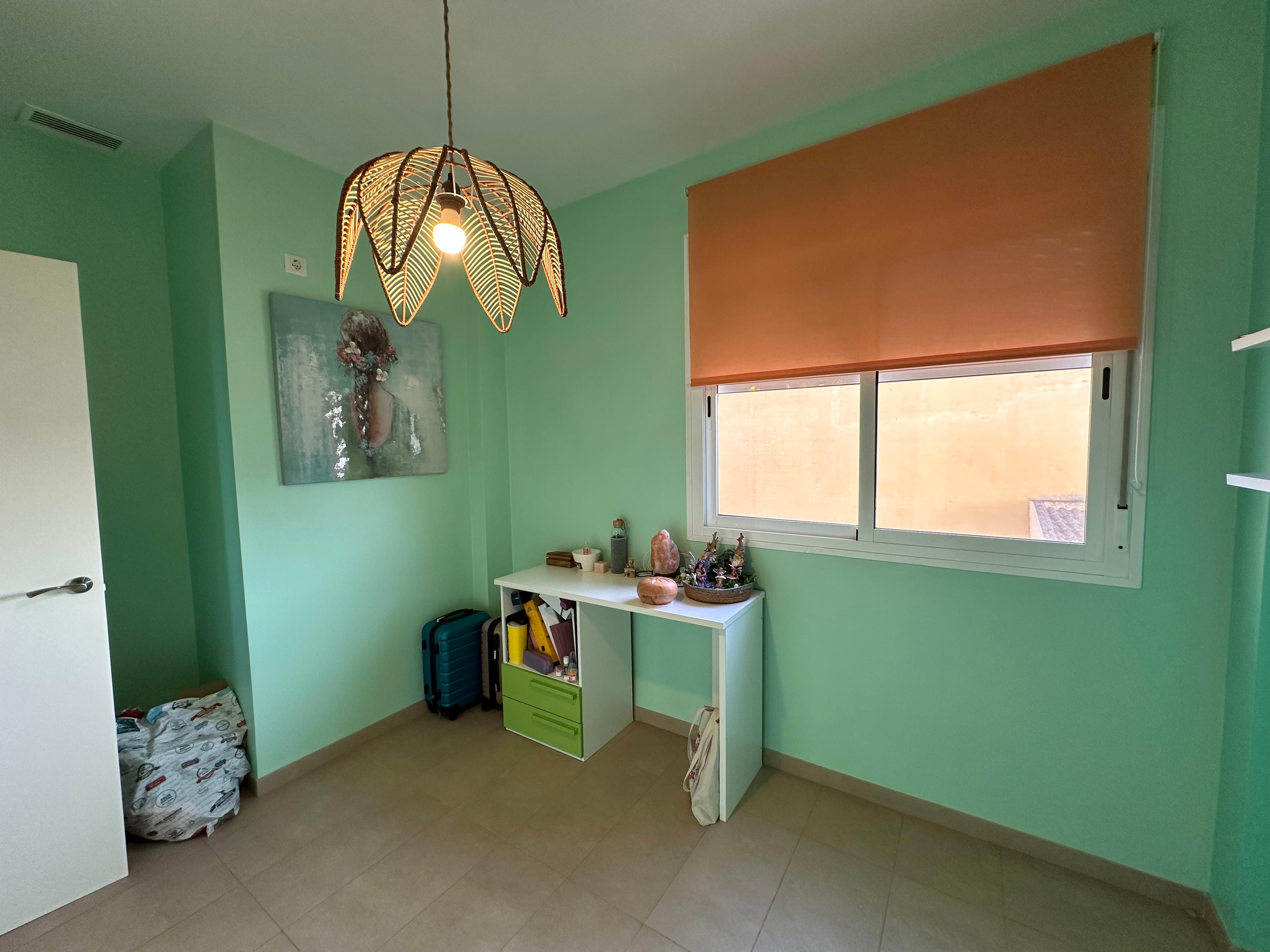 Casa Adosada en Venta en C. Donantes - 20