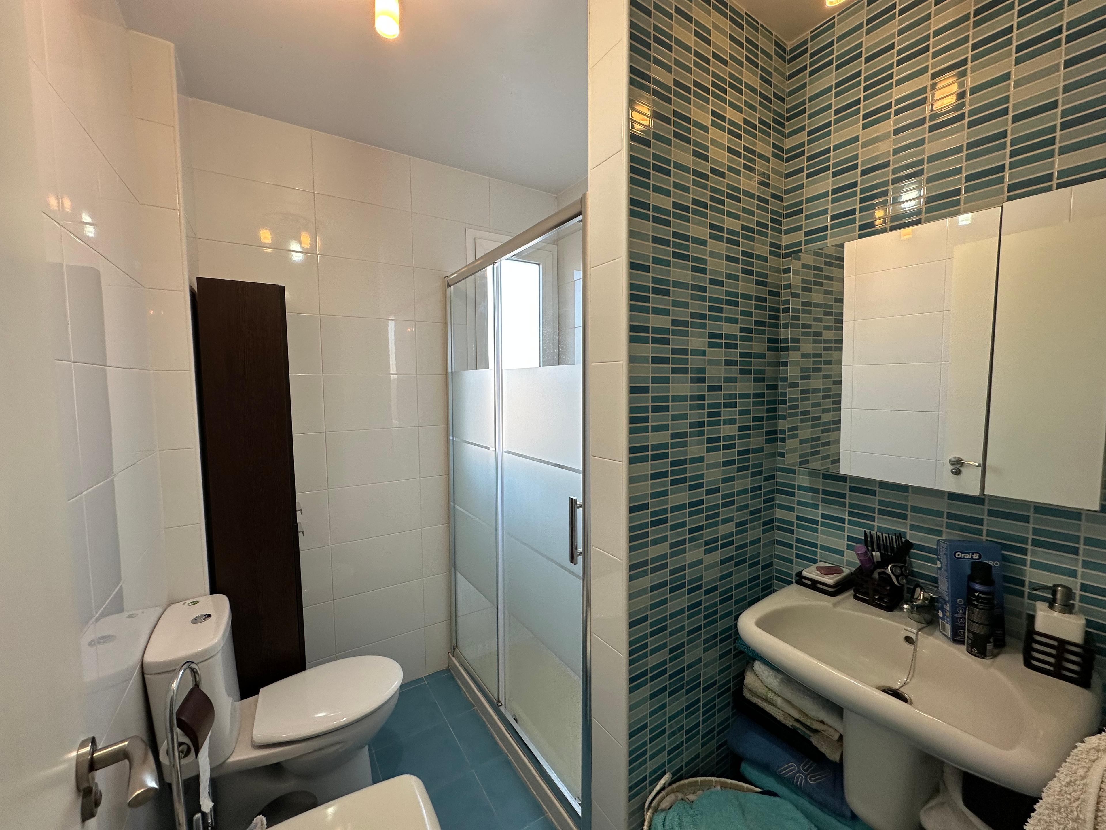 Casa Adosada en Venta en C. Donantes - 27