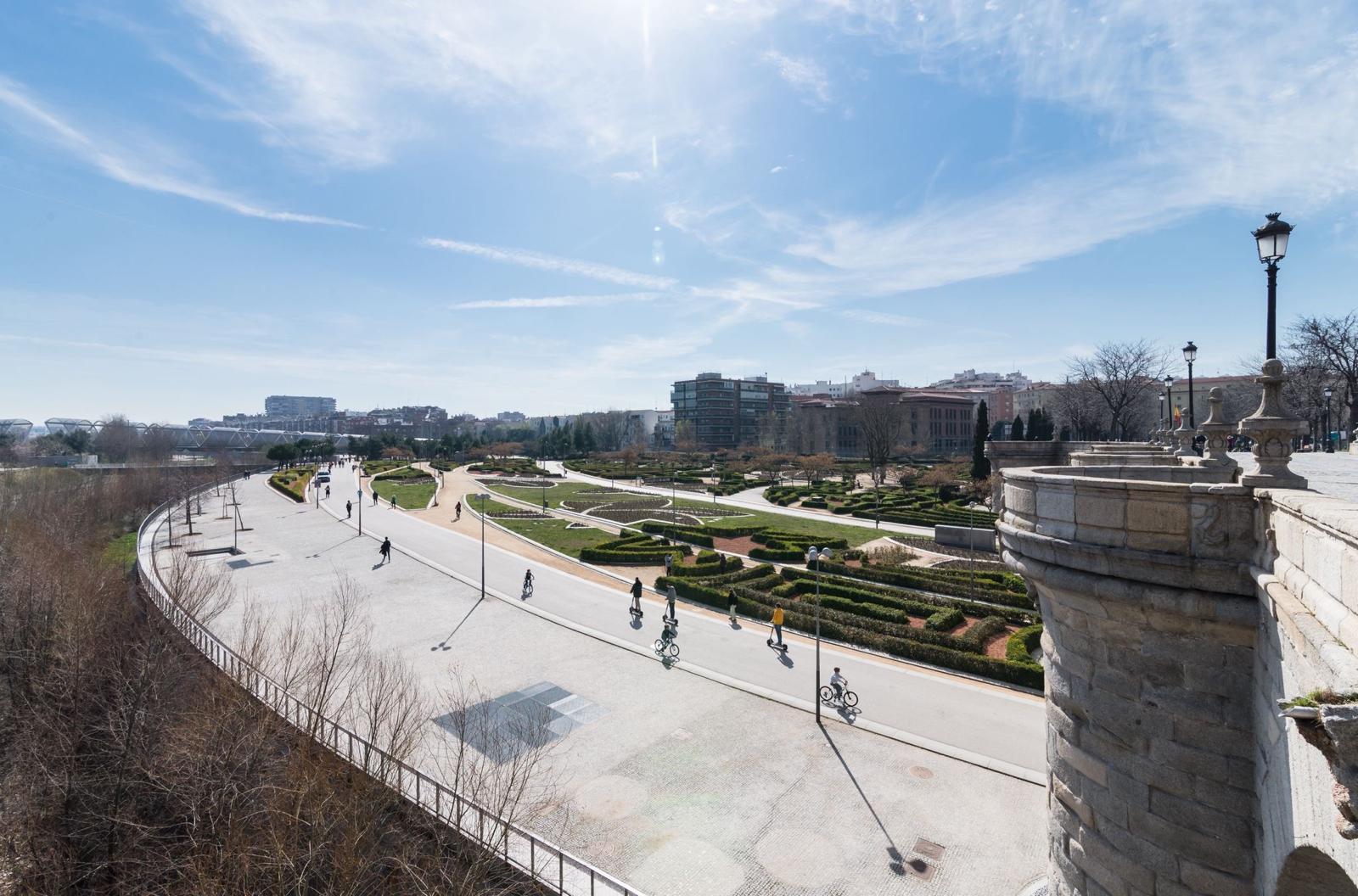 Piso en Venta - Moscardó (Usera) - 31