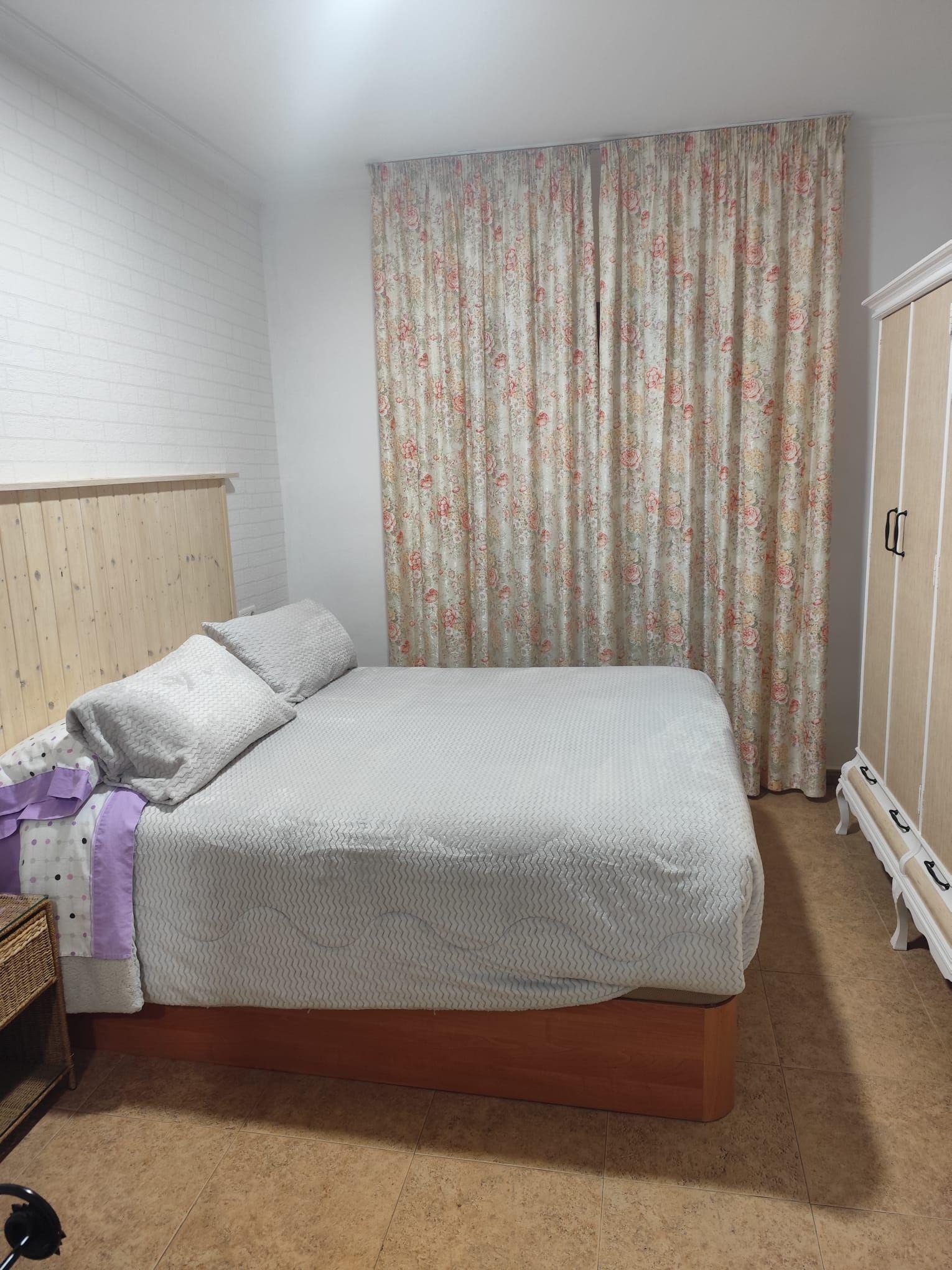 Casa Adosada en Venta en C. Sevílla - 14