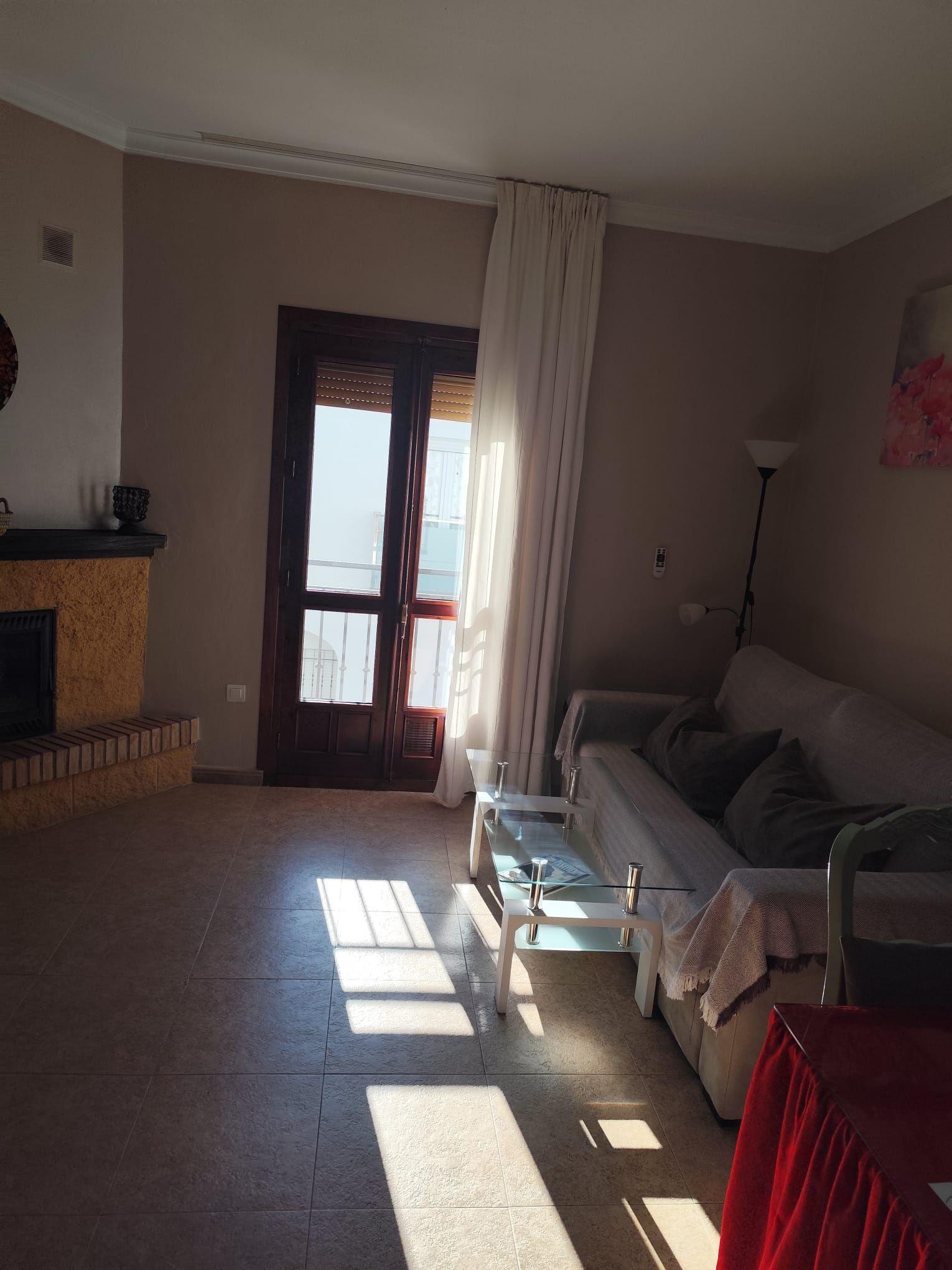 Casa Adosada en Venta en C. Sevílla - 2