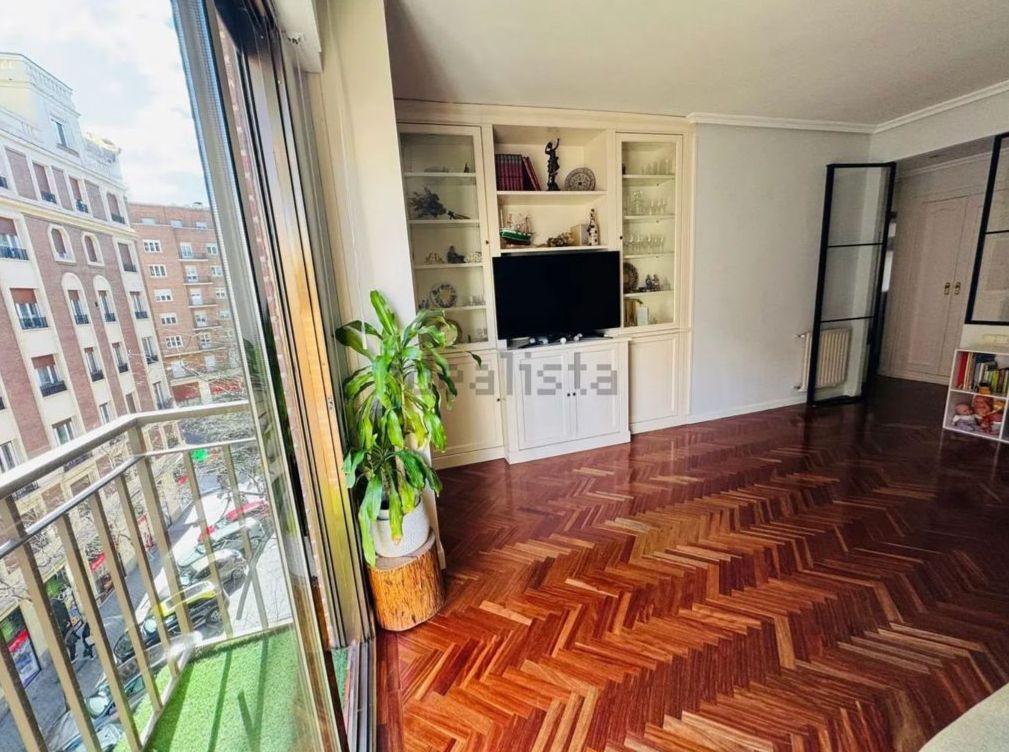 Encantadora Y Luminosa Propiedad en Goya  - 4