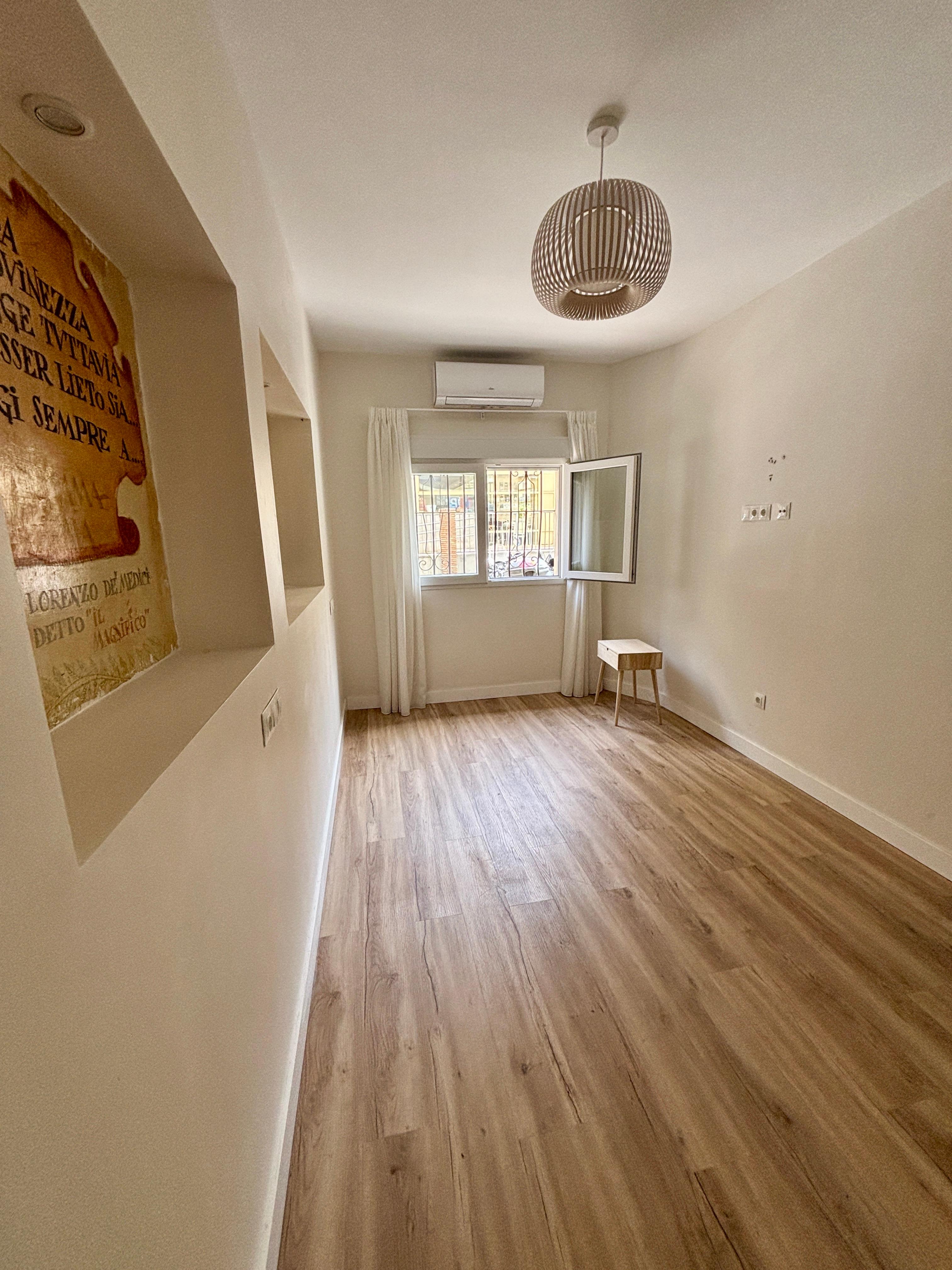 Local en Venta en Plaza de la Merced - 33