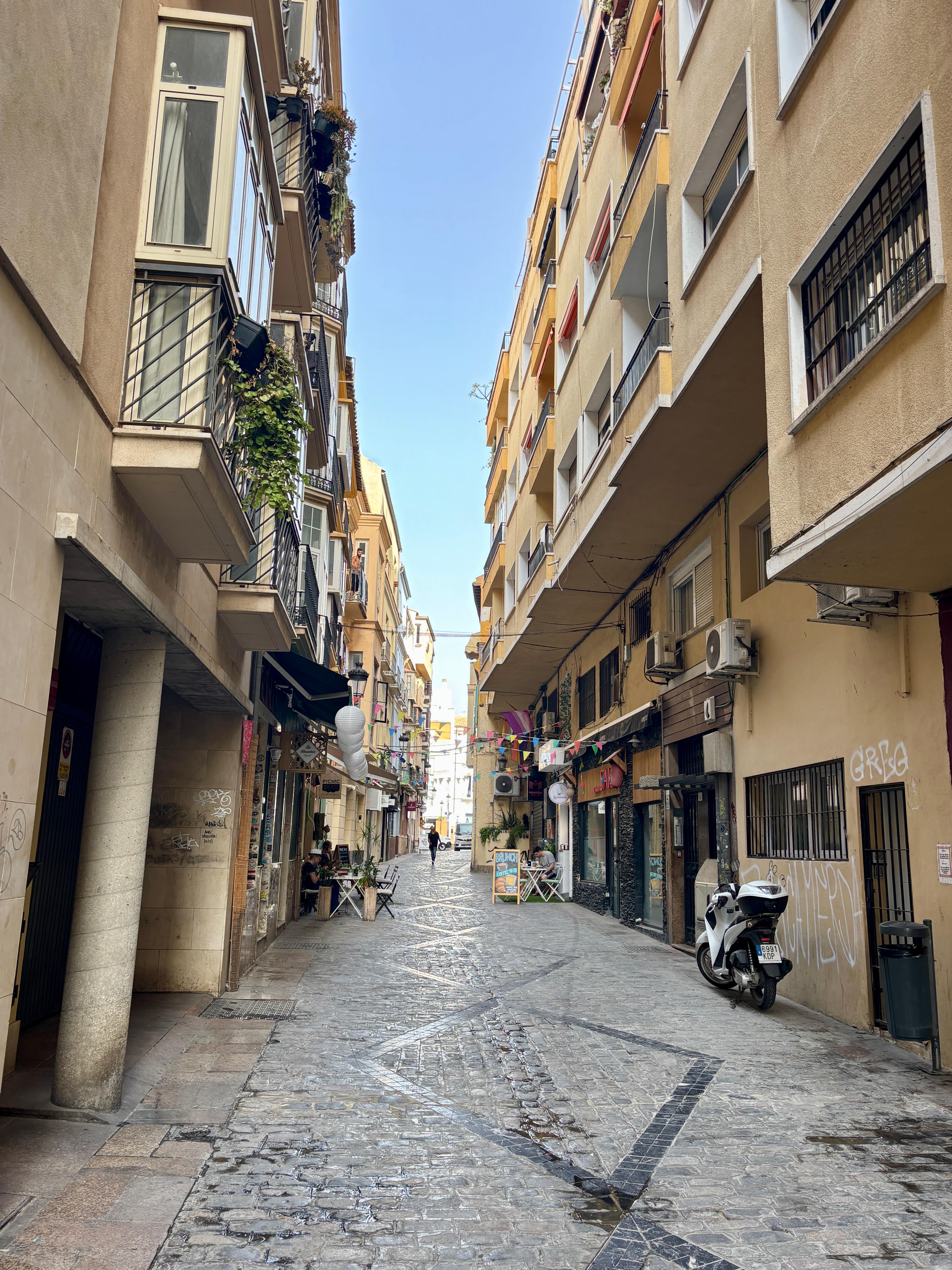 Local en Venta en Plaza de la Merced - 75