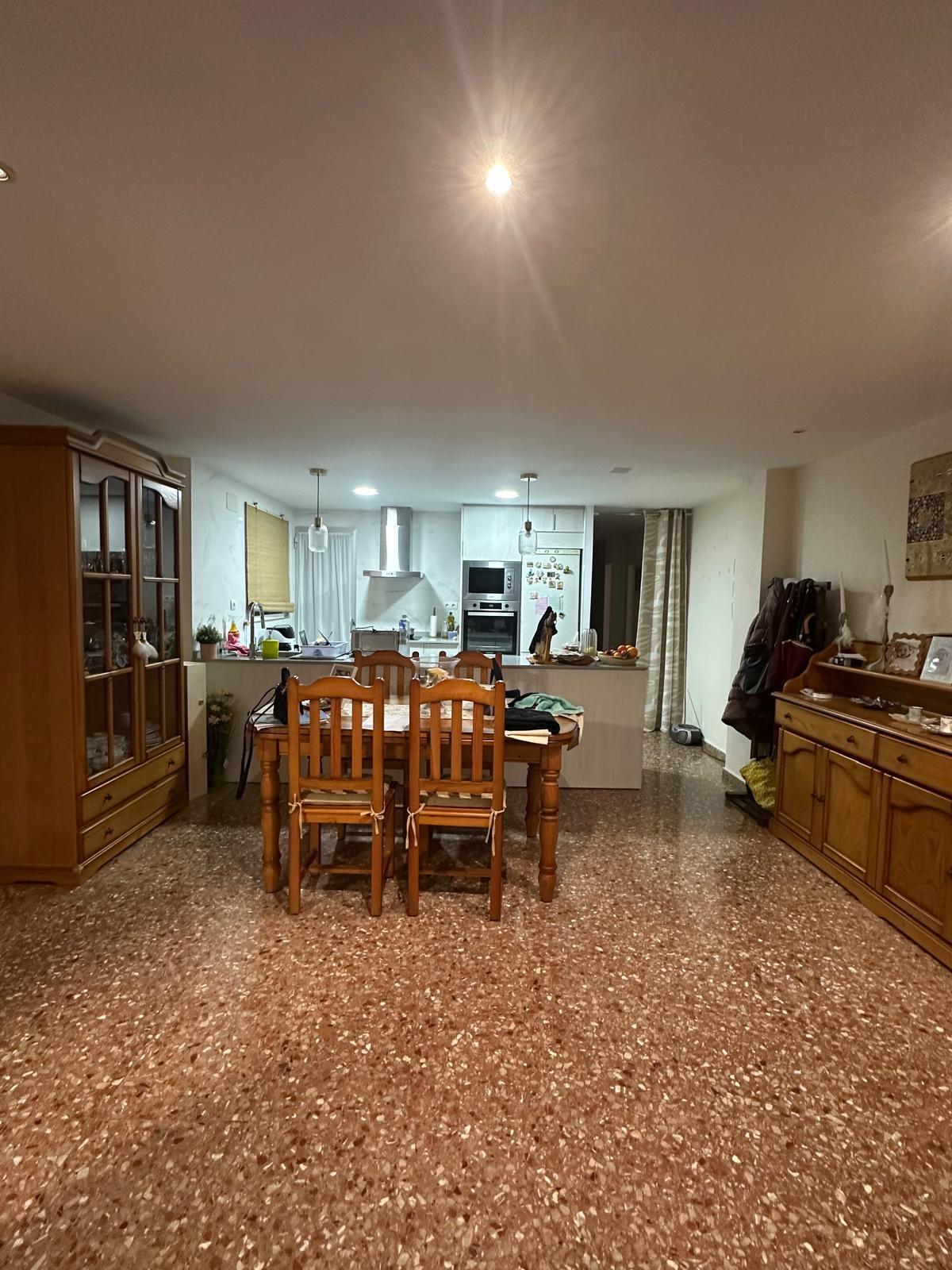 Piso en Venta Cerca De La Playa San Antonio  - 2