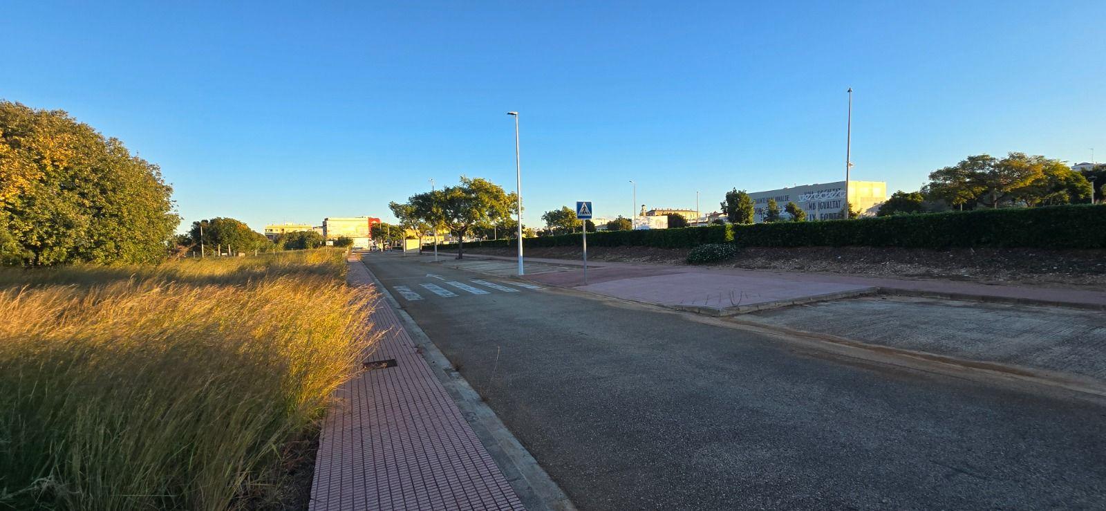 Terreno Residencial en Venta en Avenida Nou de Octubre - 13