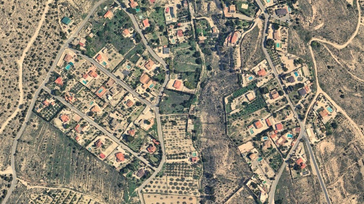 Terreno en Venta - Carrer del Làrix, Alicante - 5