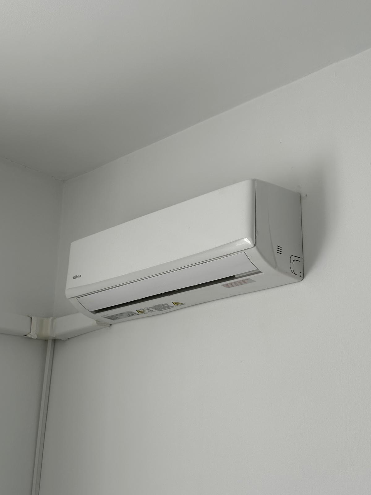 Piso en Alquiler en Calle d'Eixarchs - 2