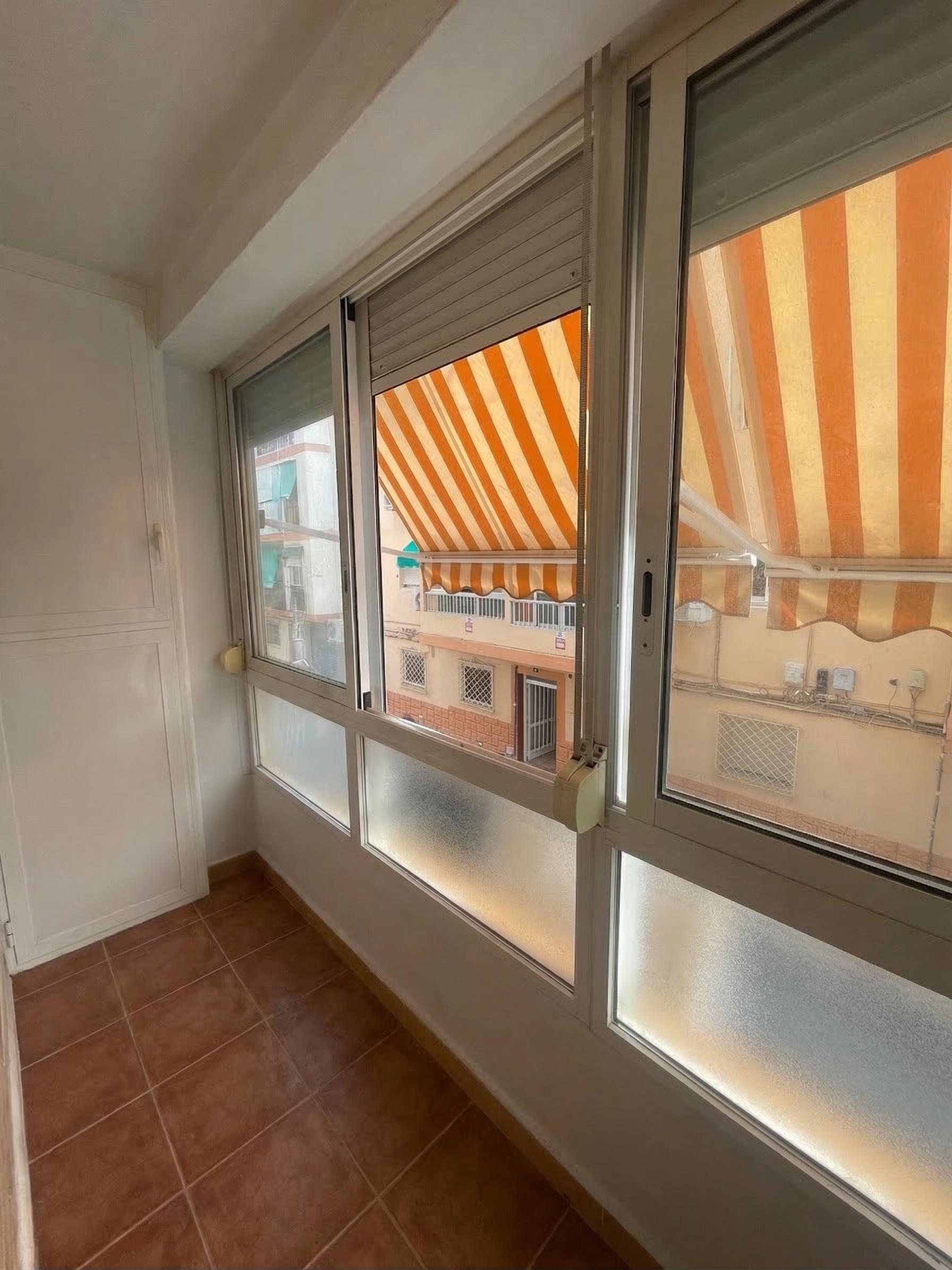 Piso en Venta - Carrer Barcelona, Villajoyosa  - 6